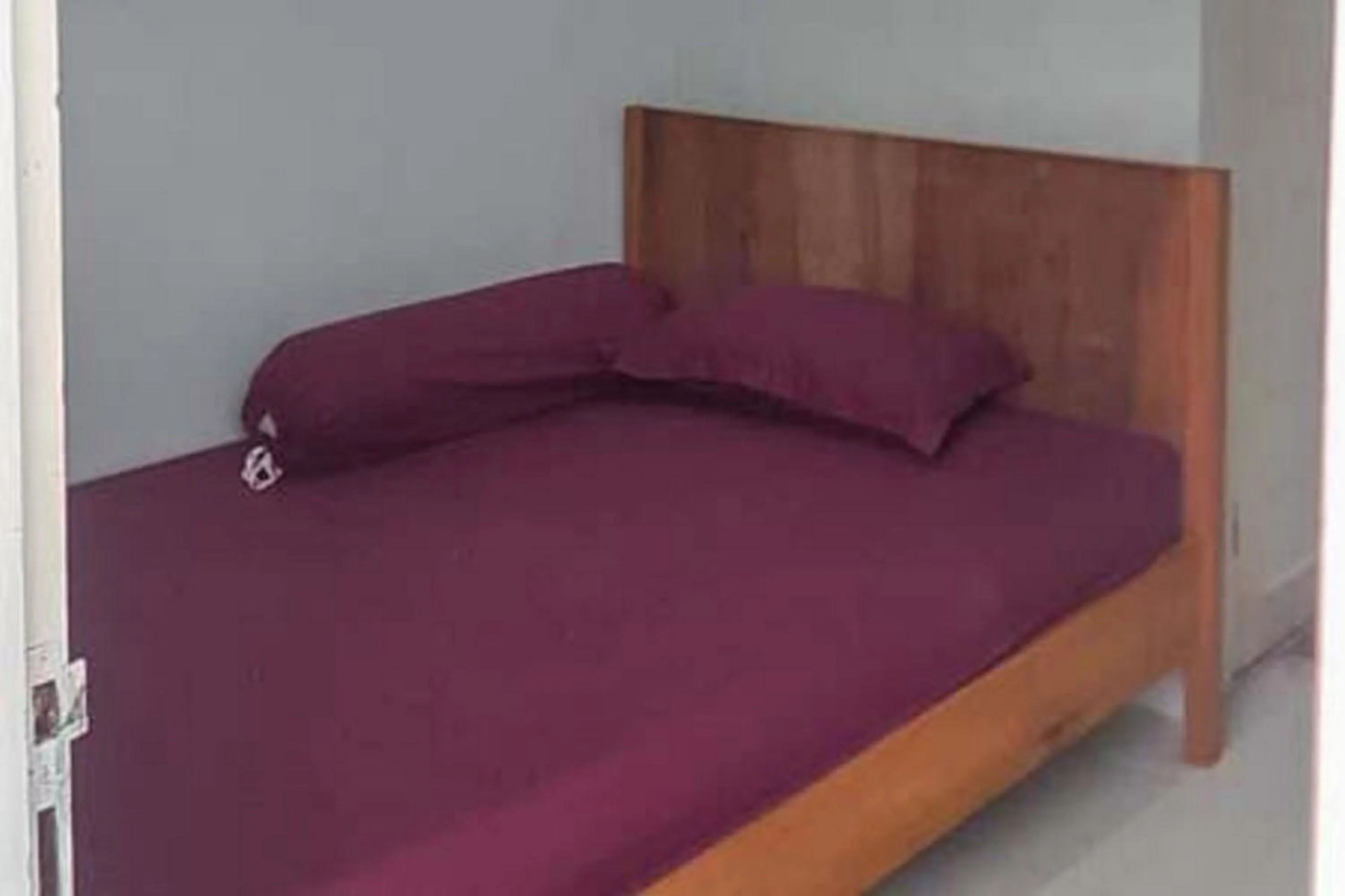 Bed in Kai Homestay Near Anyer Beach RedPartner
