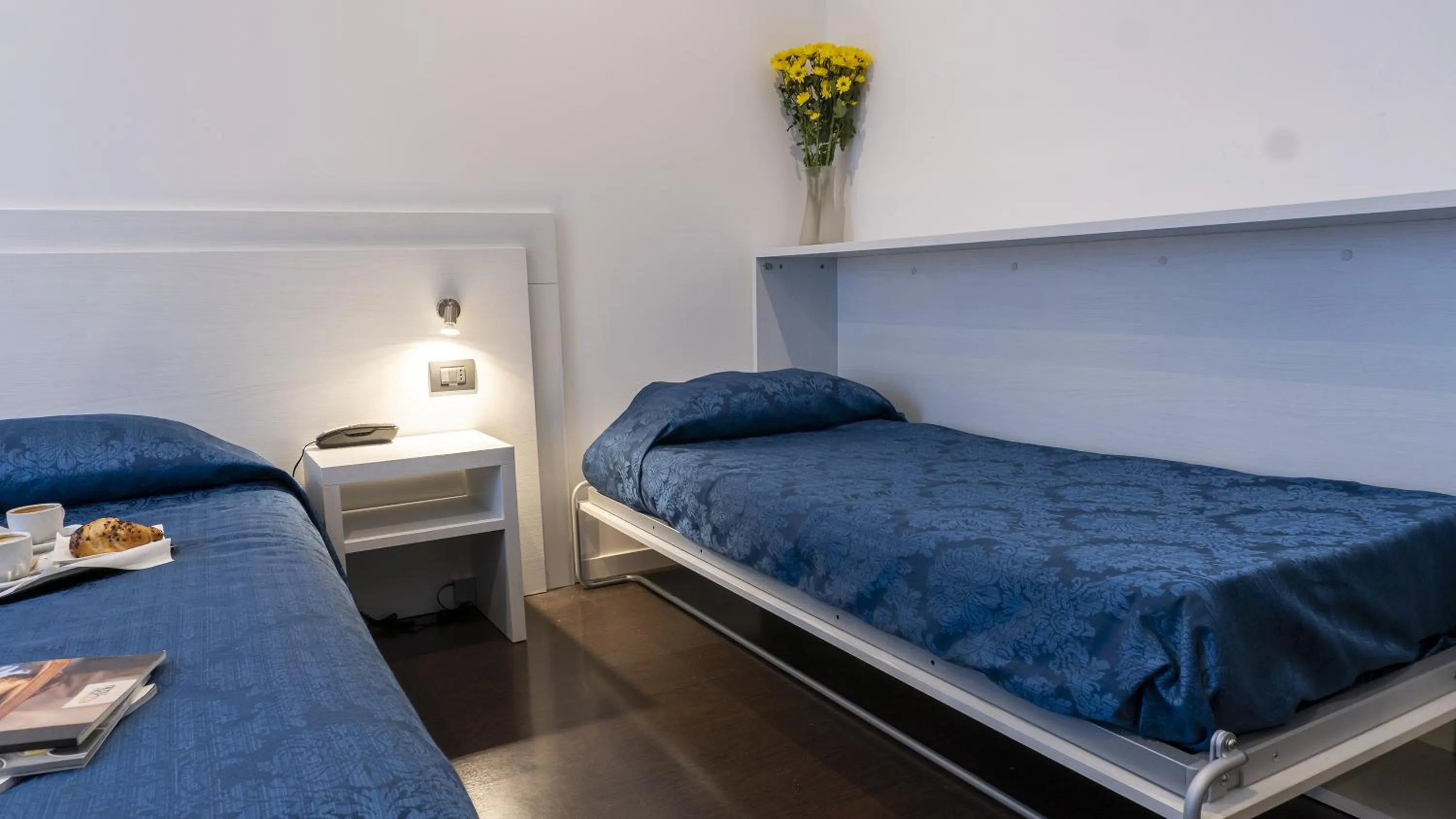 Bedroom, Bed in Hotel Rex Milano