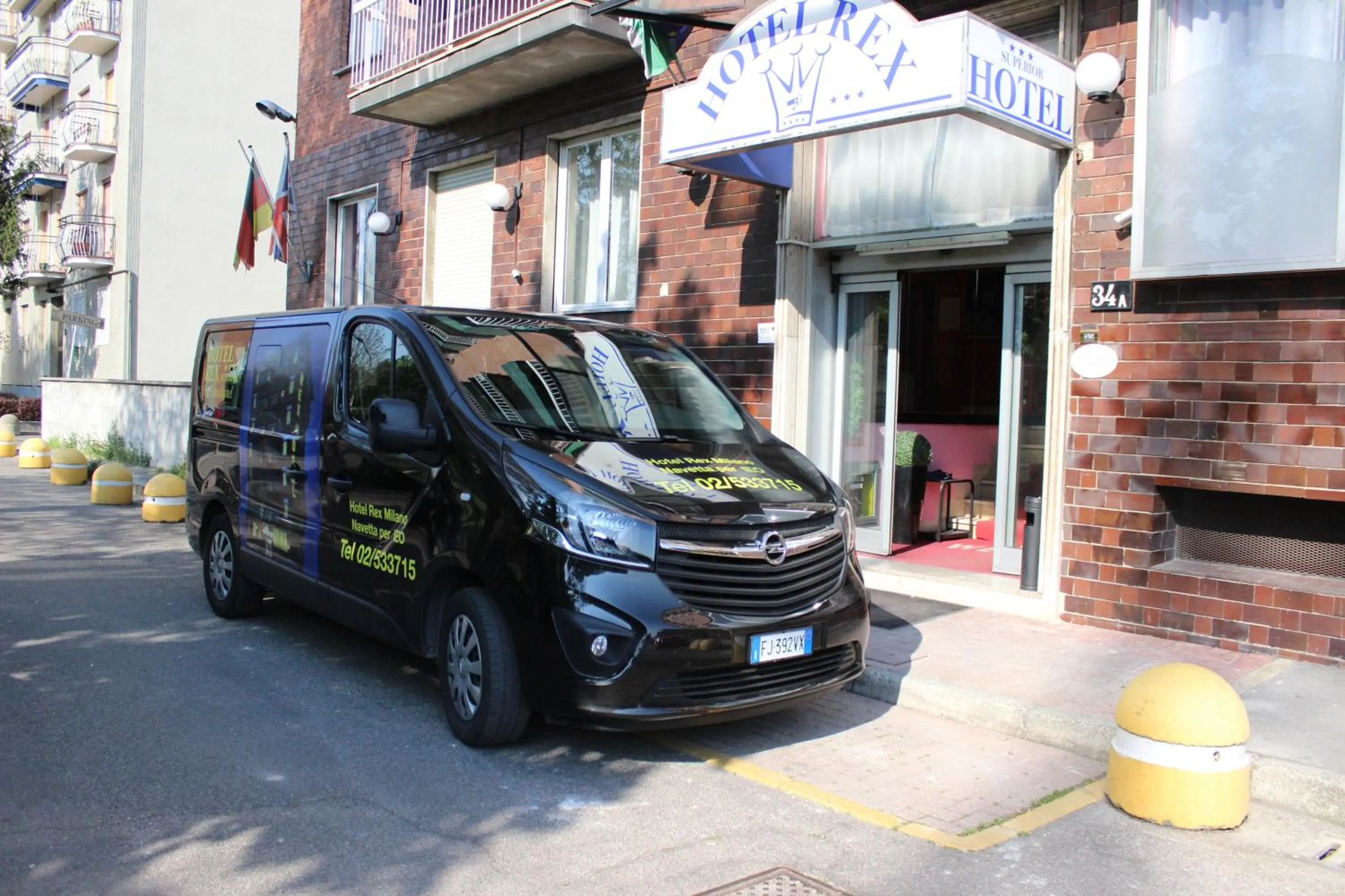 shuttle in Hotel Rex Milano