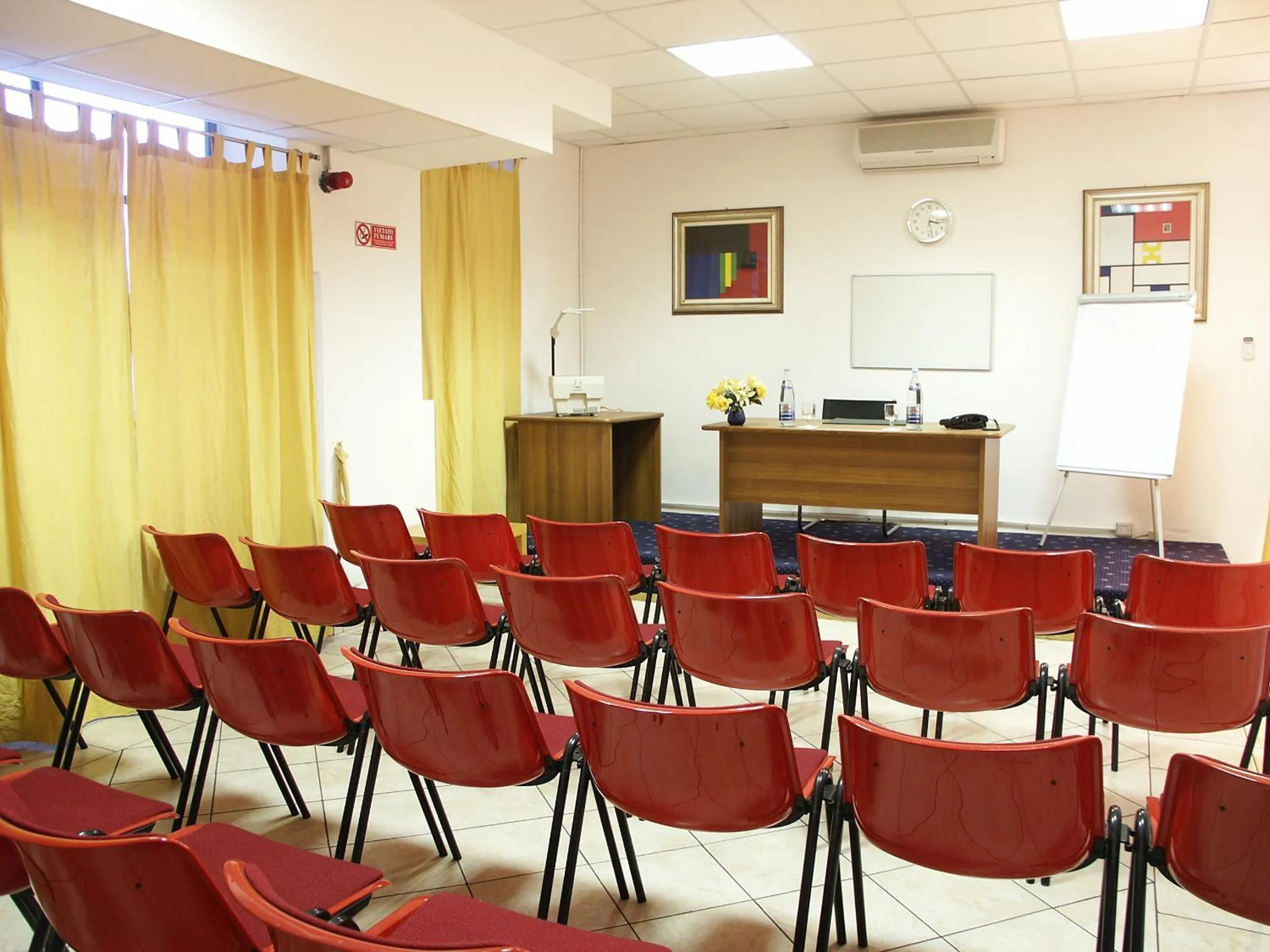 Business facilities in Hotel Rex Milano