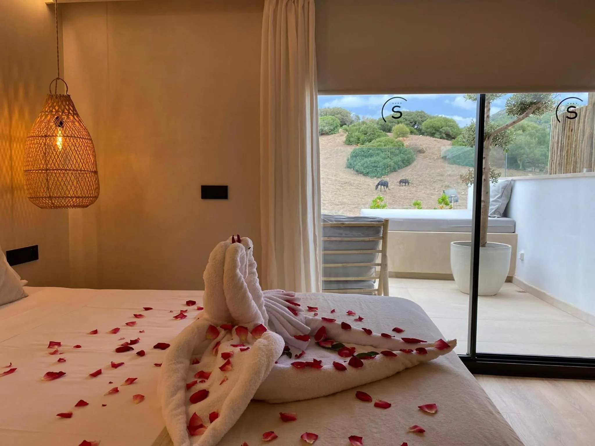 Bed in S´Estancia Suites