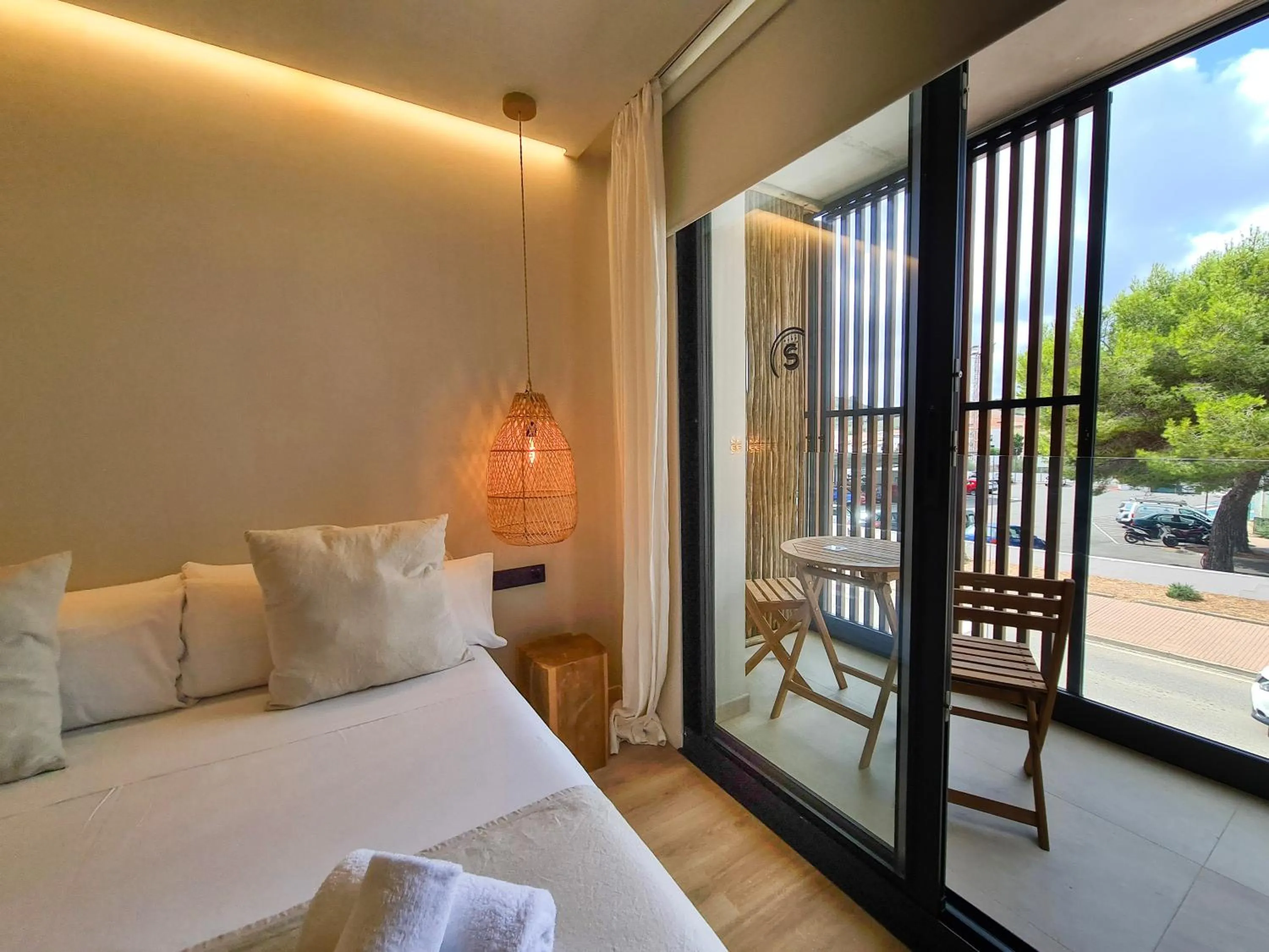 Bed in S´Estancia Suites