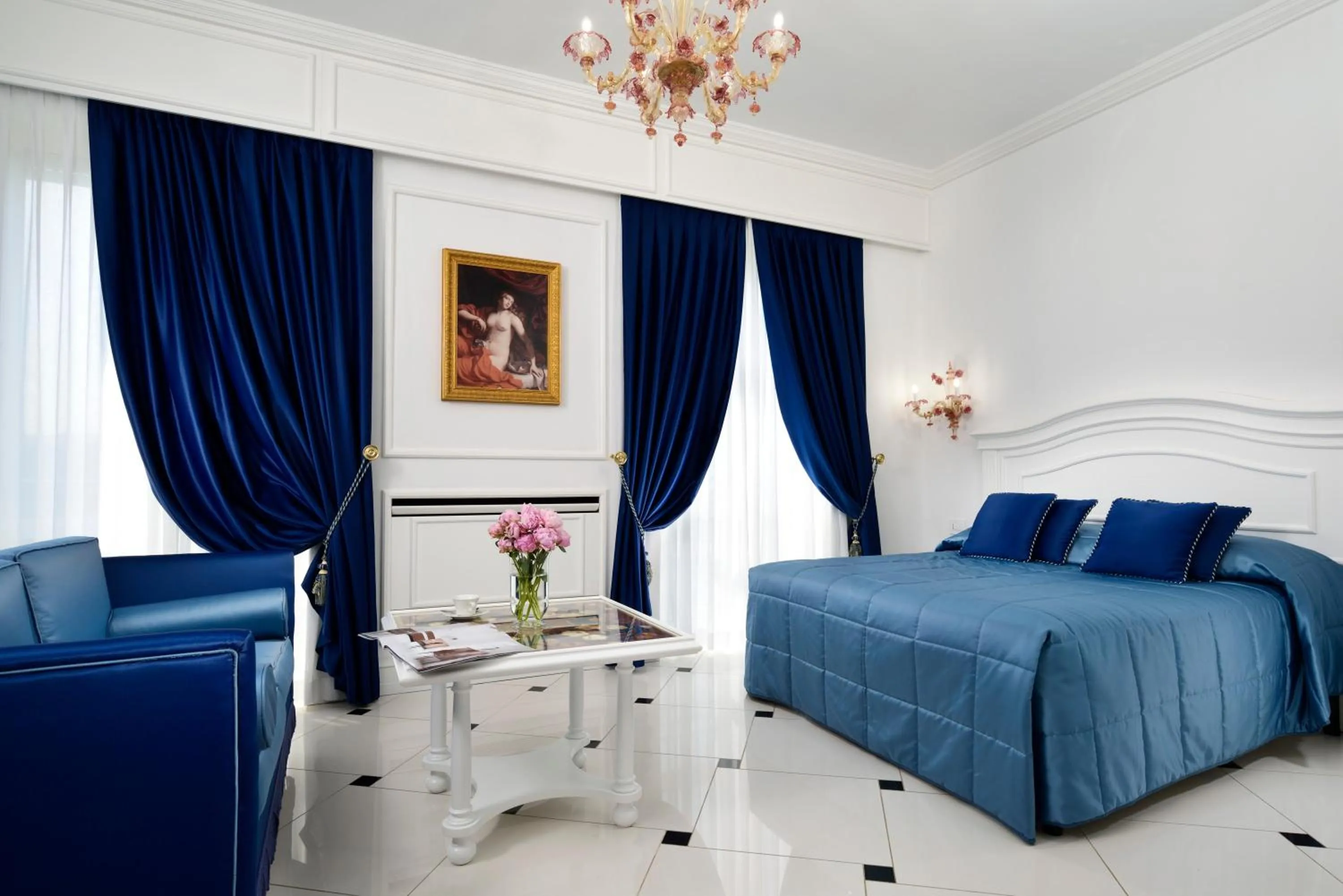 Bedroom, Bed in Hotel President