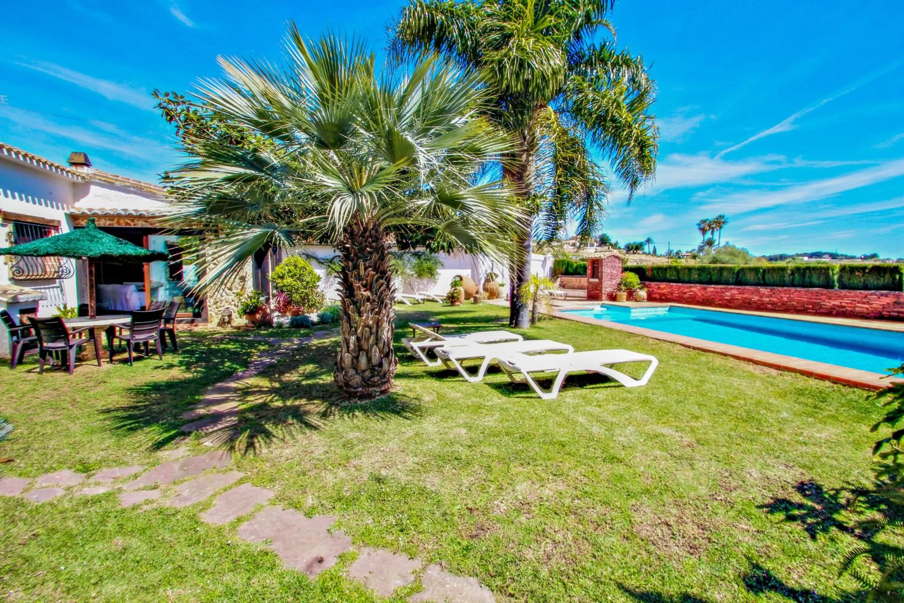 Finca La Coma - modern, well-equipped villa with private pool in Benissa