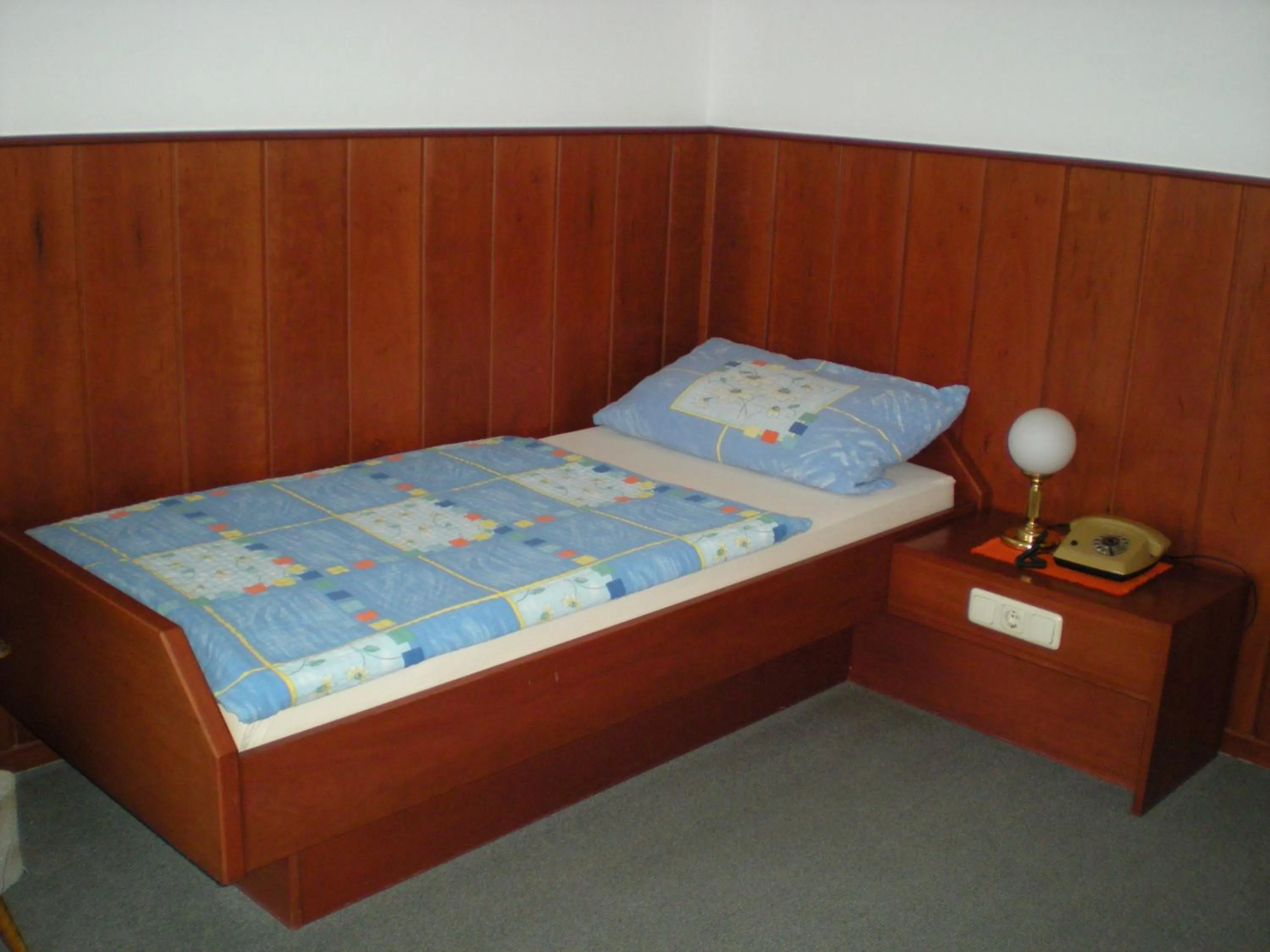 Bed in Austria Traveller Hotel Lenzing