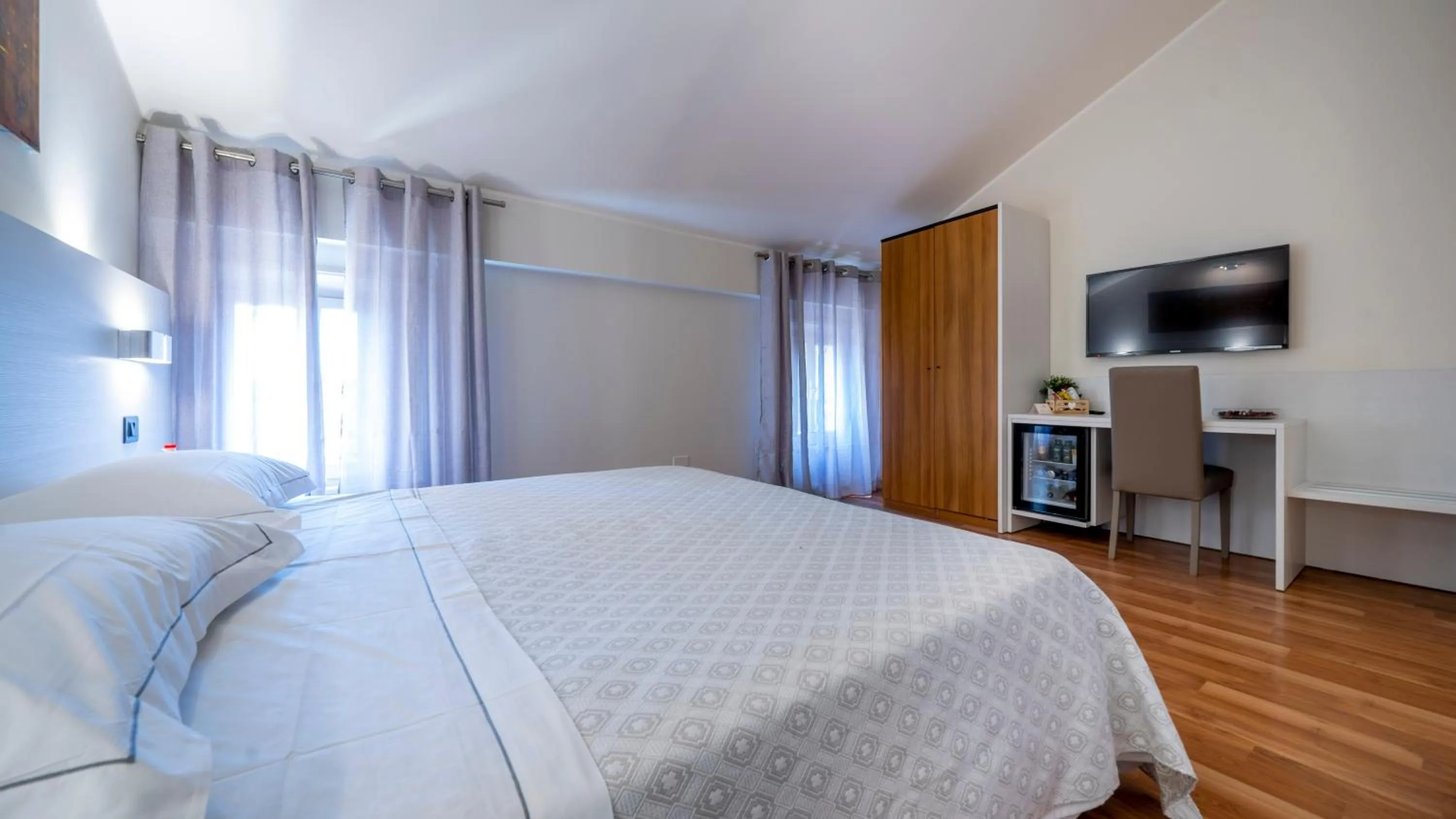 Bed in Confidence Hotel Ligabue
