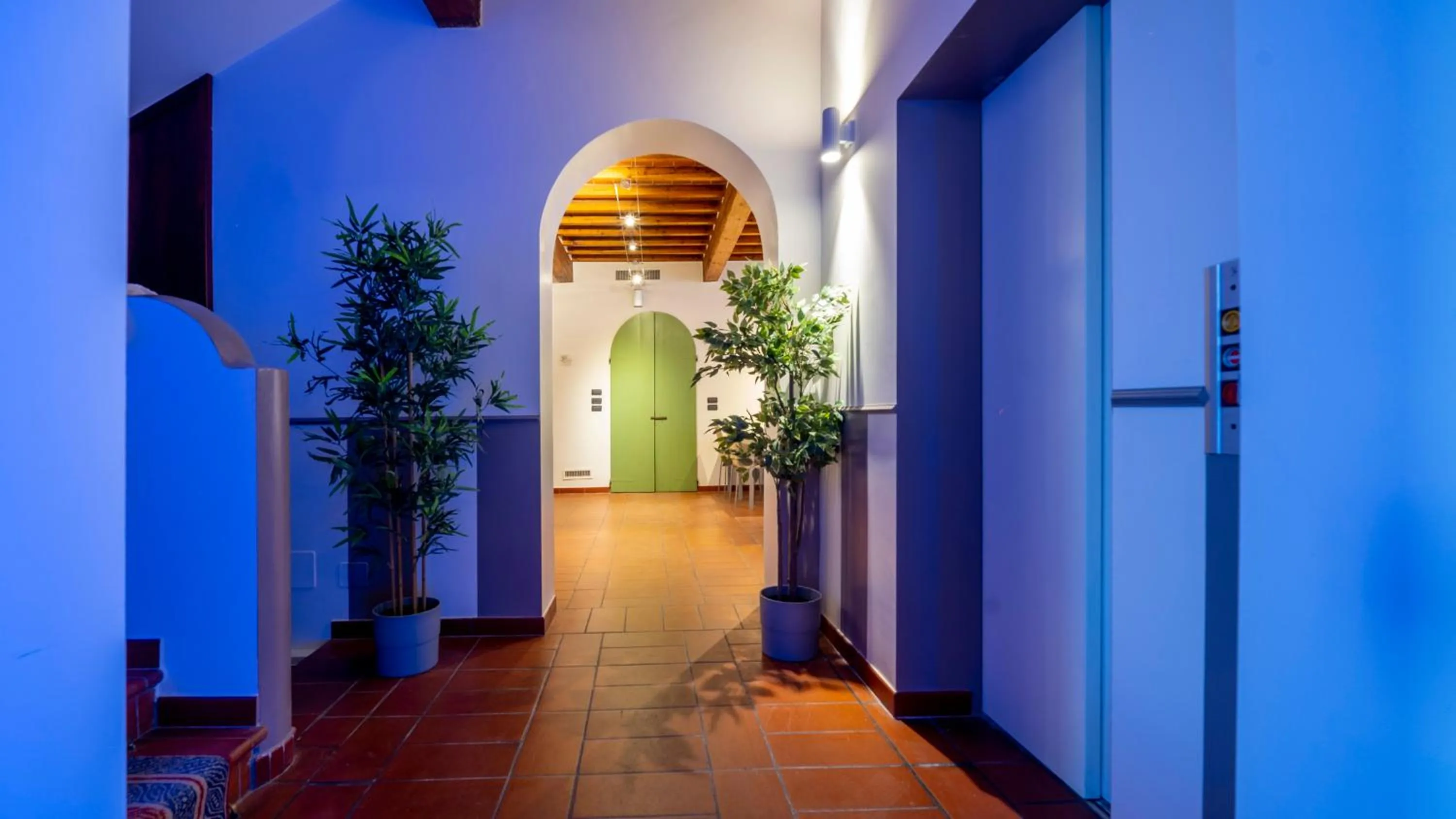 Confidence Hotel Ligabue