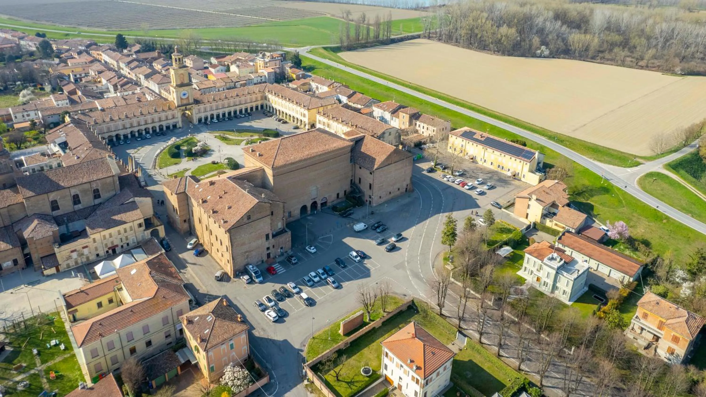 Confidence Hotel Ligabue