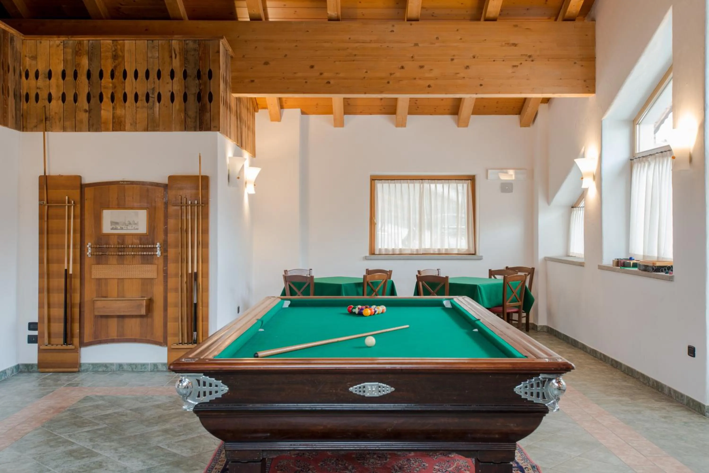Billiard in Hotel San Carlo, tra Bormio e Livigno