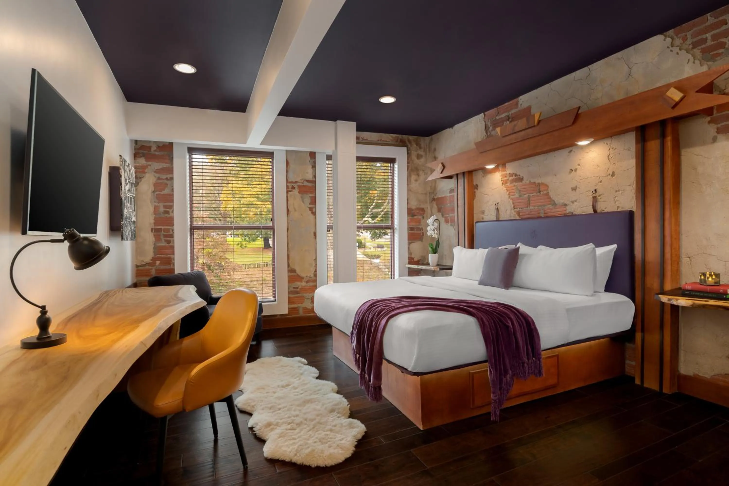 Bed in The Horton Hotel