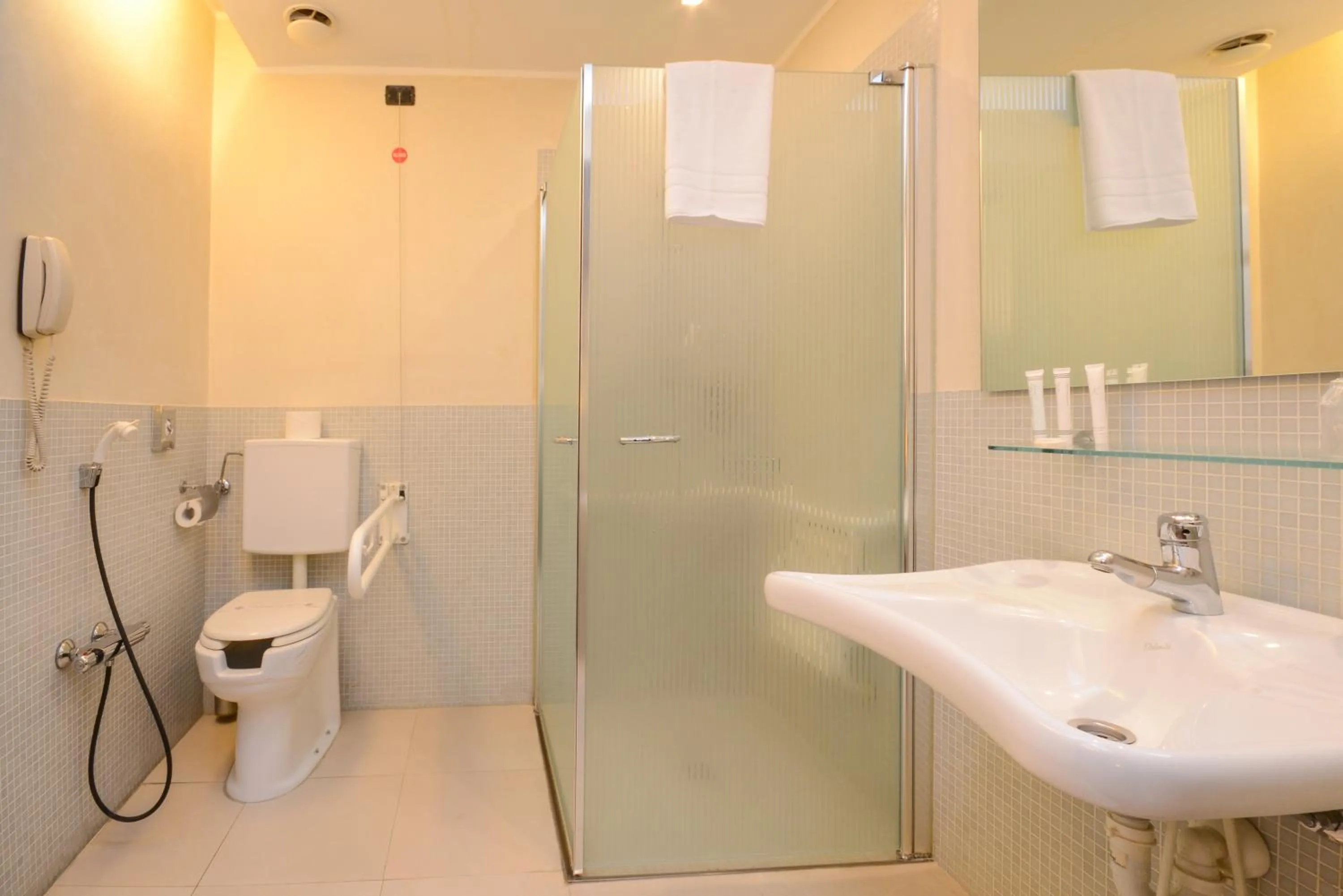 Bathroom in Hotel Igea