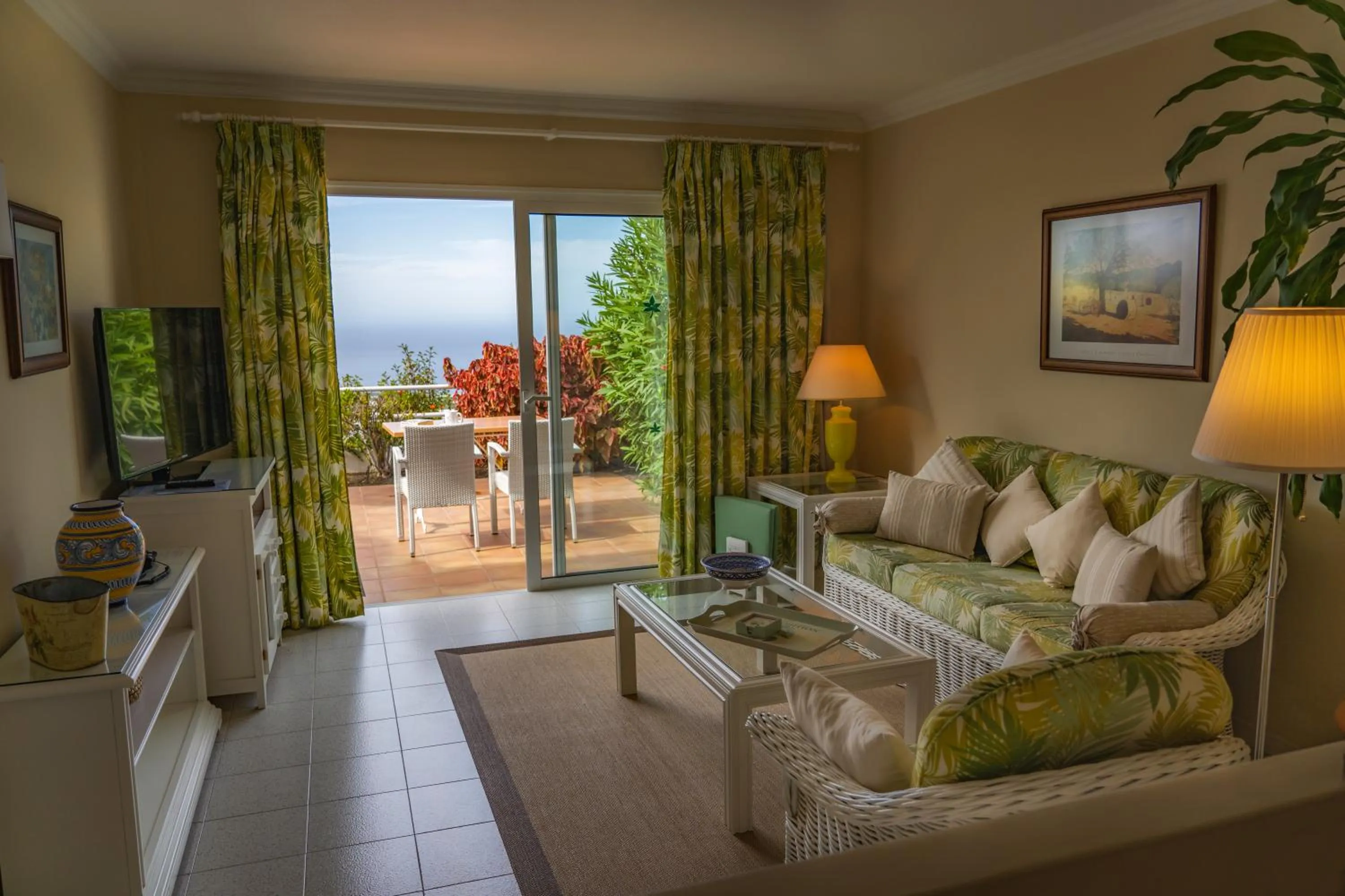 Living room in La Palma Jardín Resort