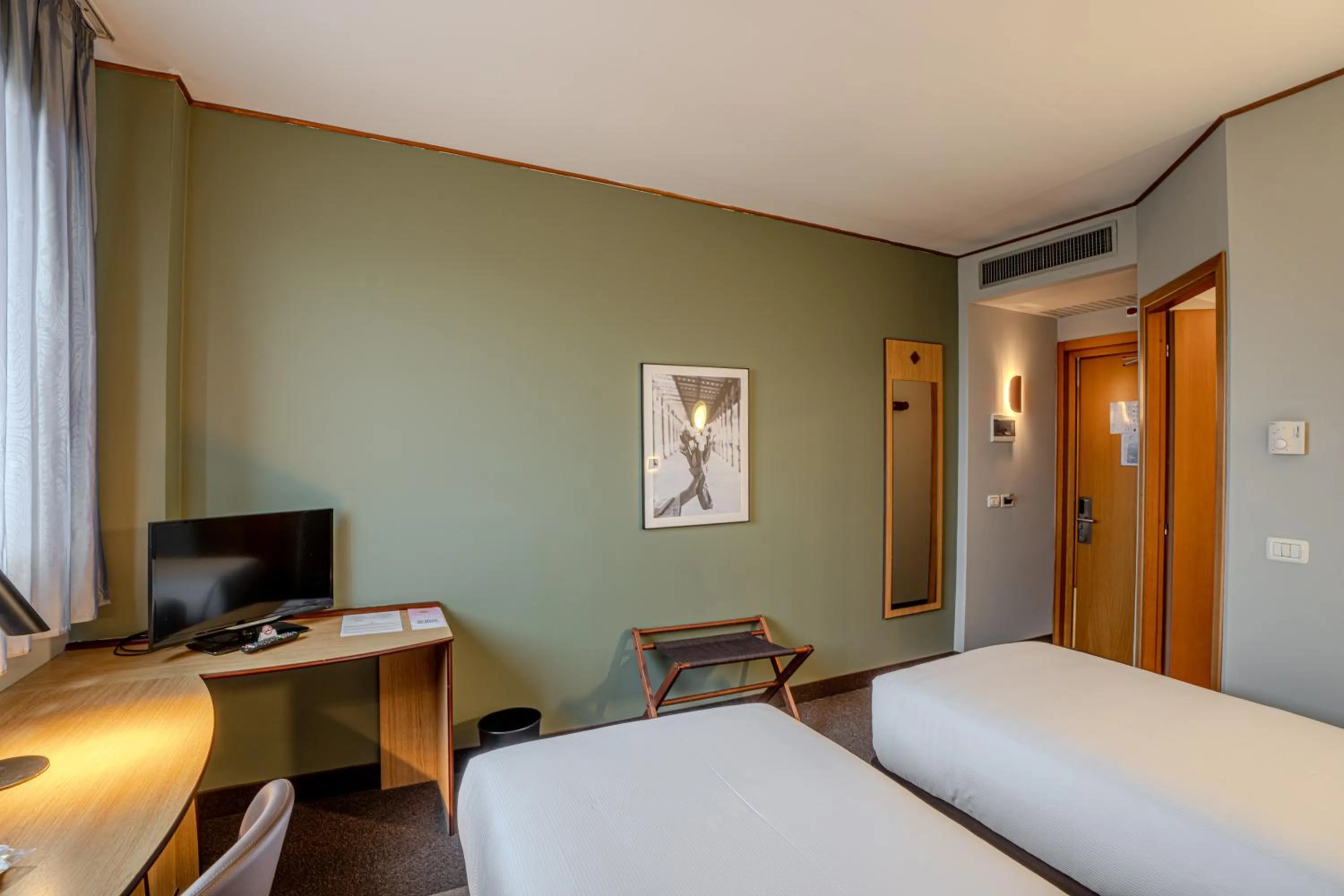 Bedroom, Bed in Tulip Inn Turin South