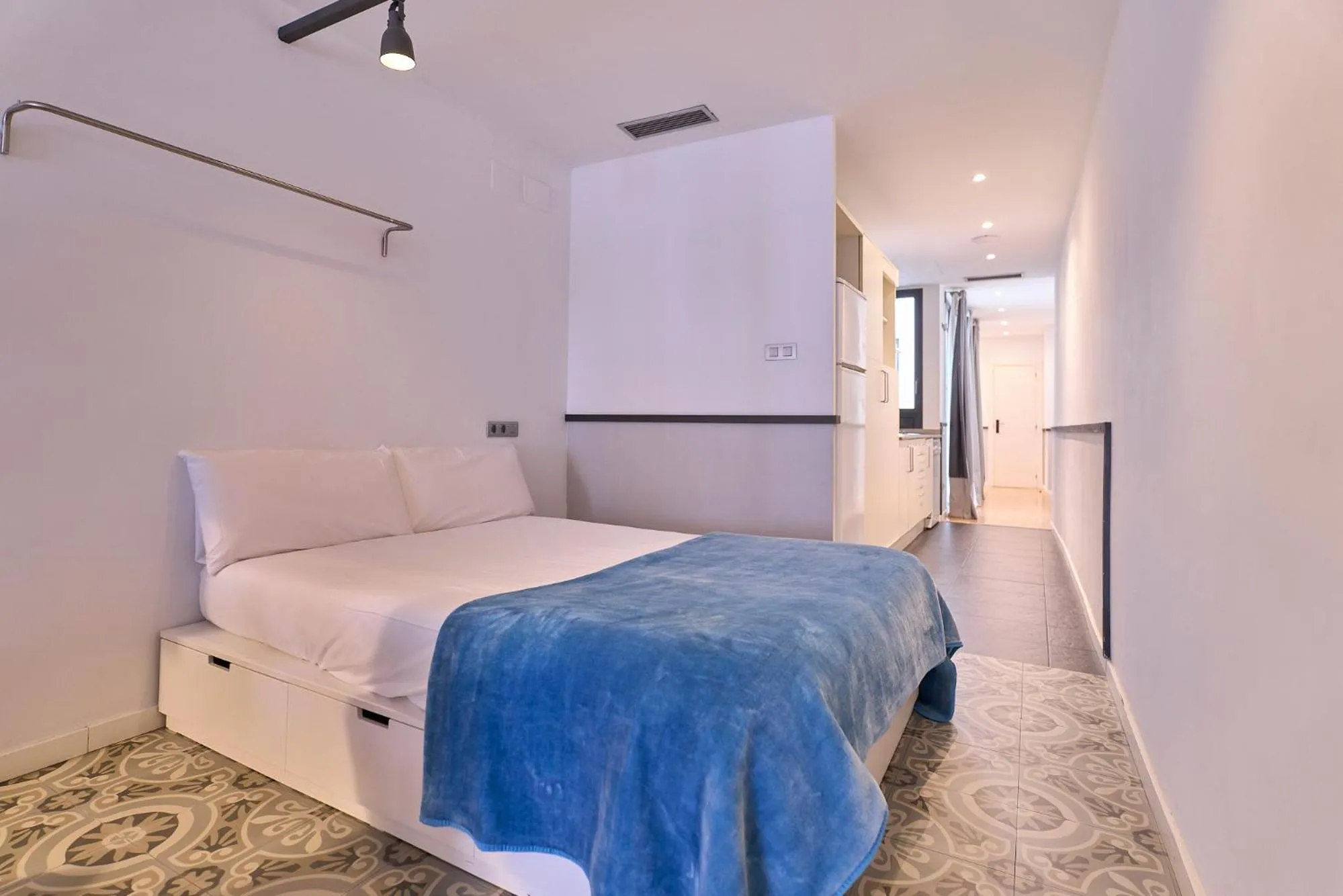 Bed in Liceu Apartments by gaiarooms