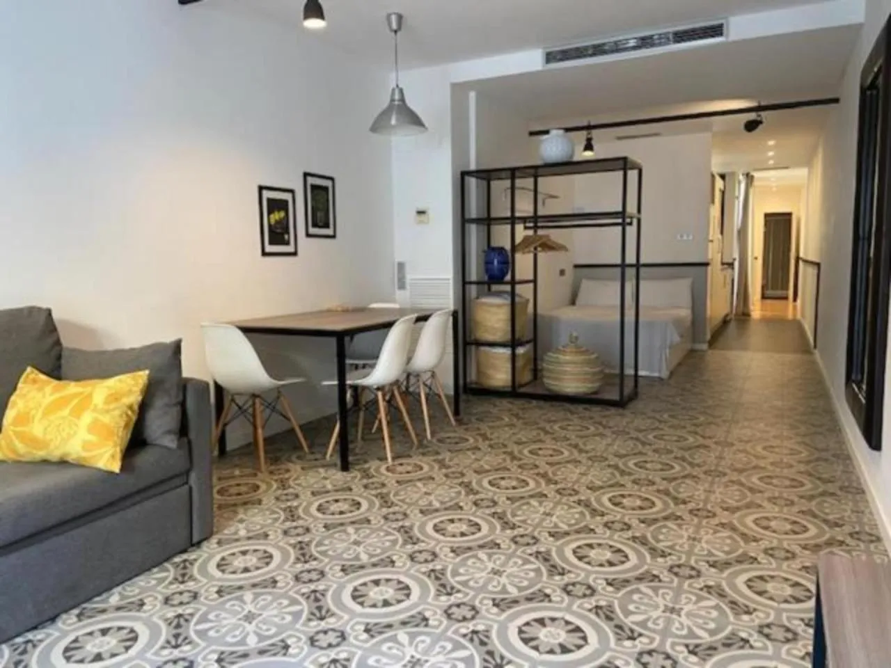 Living room in Liceu Apartments by gaiarooms