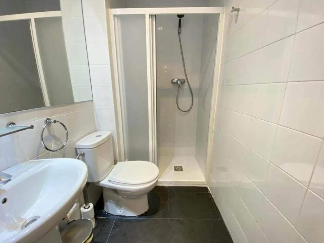 Shower in Liceu Apartments by gaiarooms