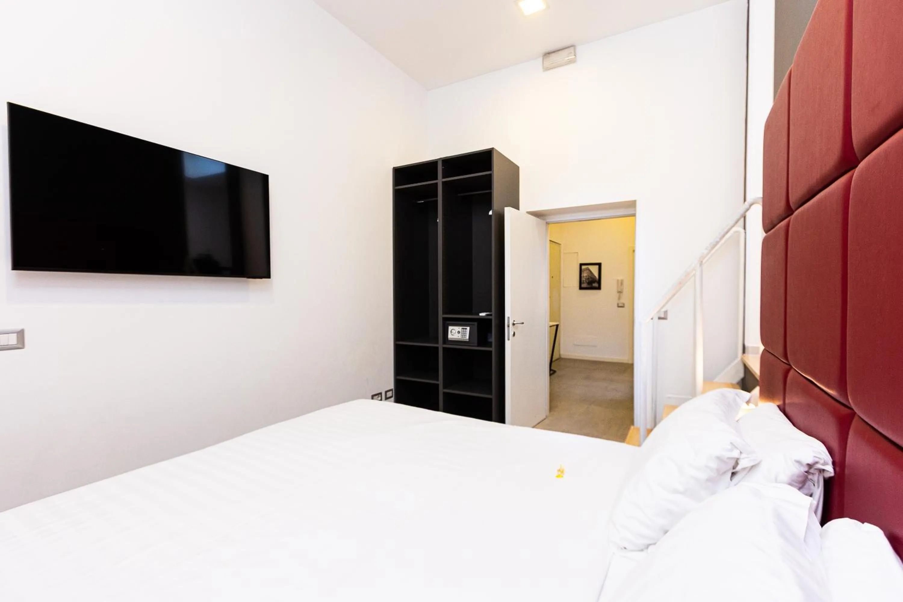 Bedroom, Bed in Hotel Castellino Roma