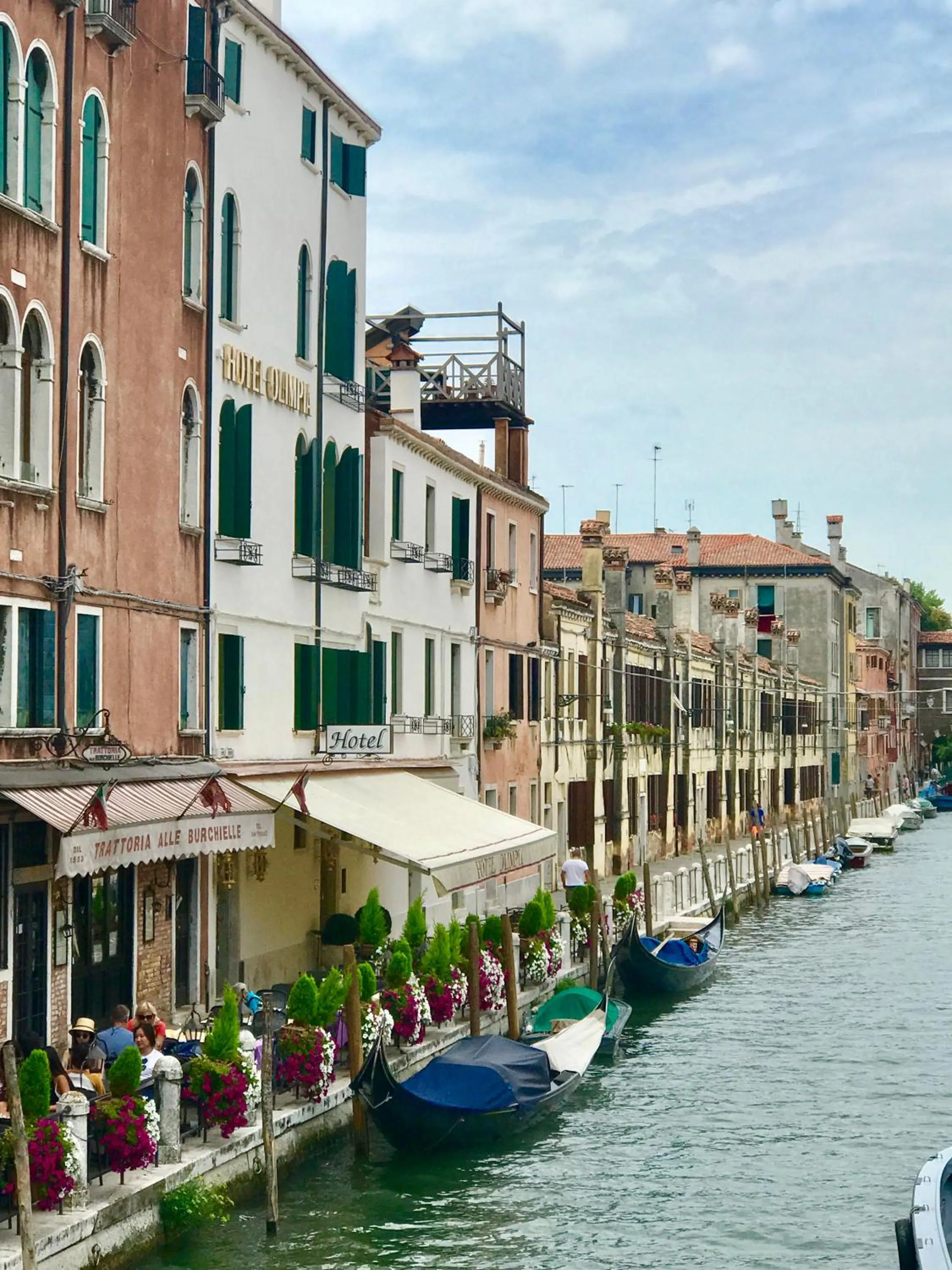 Property building in Hotel Olimpia Venice, BW Signature Collection 3sup