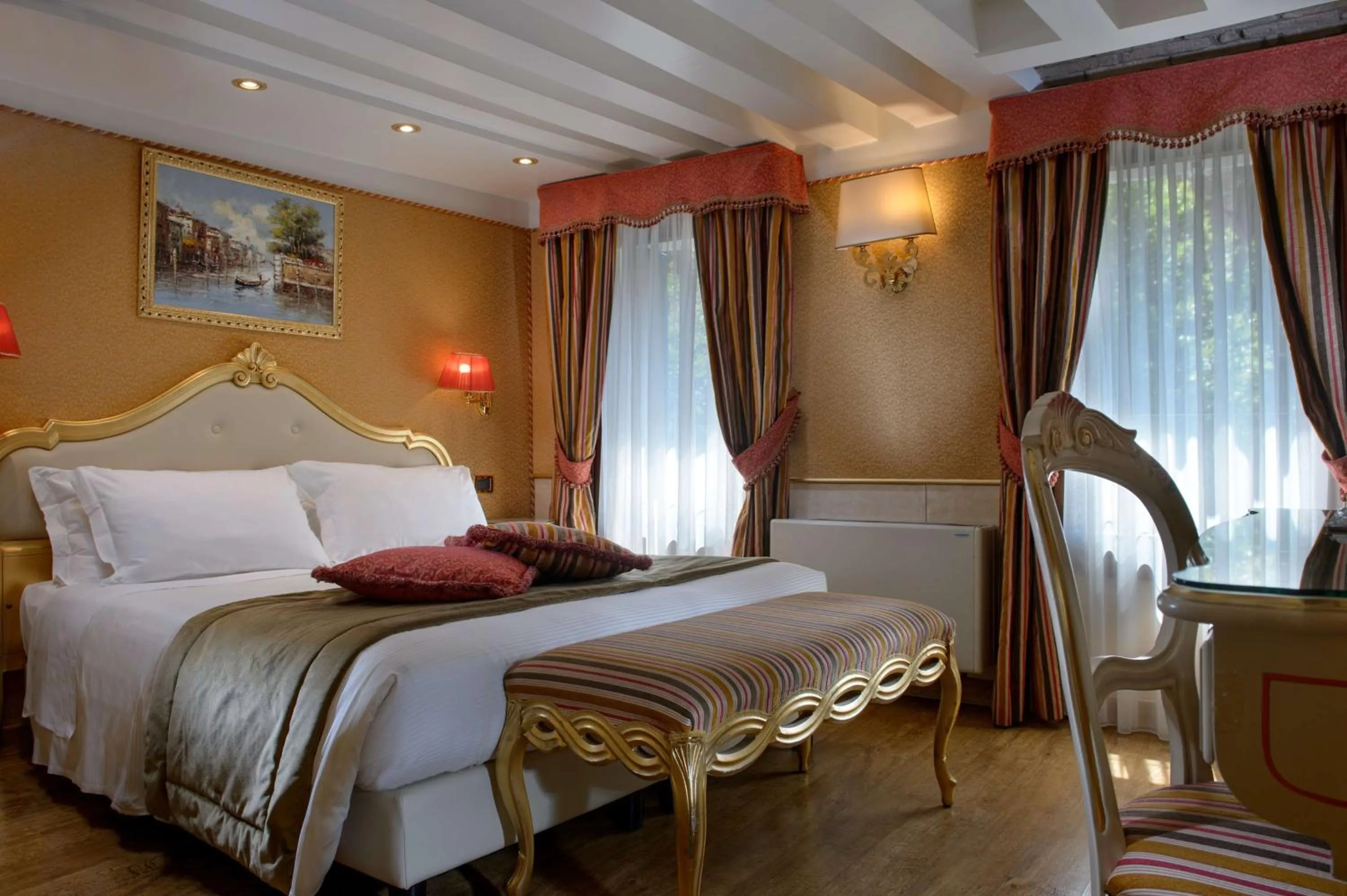 Bedroom, Bed in Hotel Olimpia Venice, BW Signature Collection 3sup
