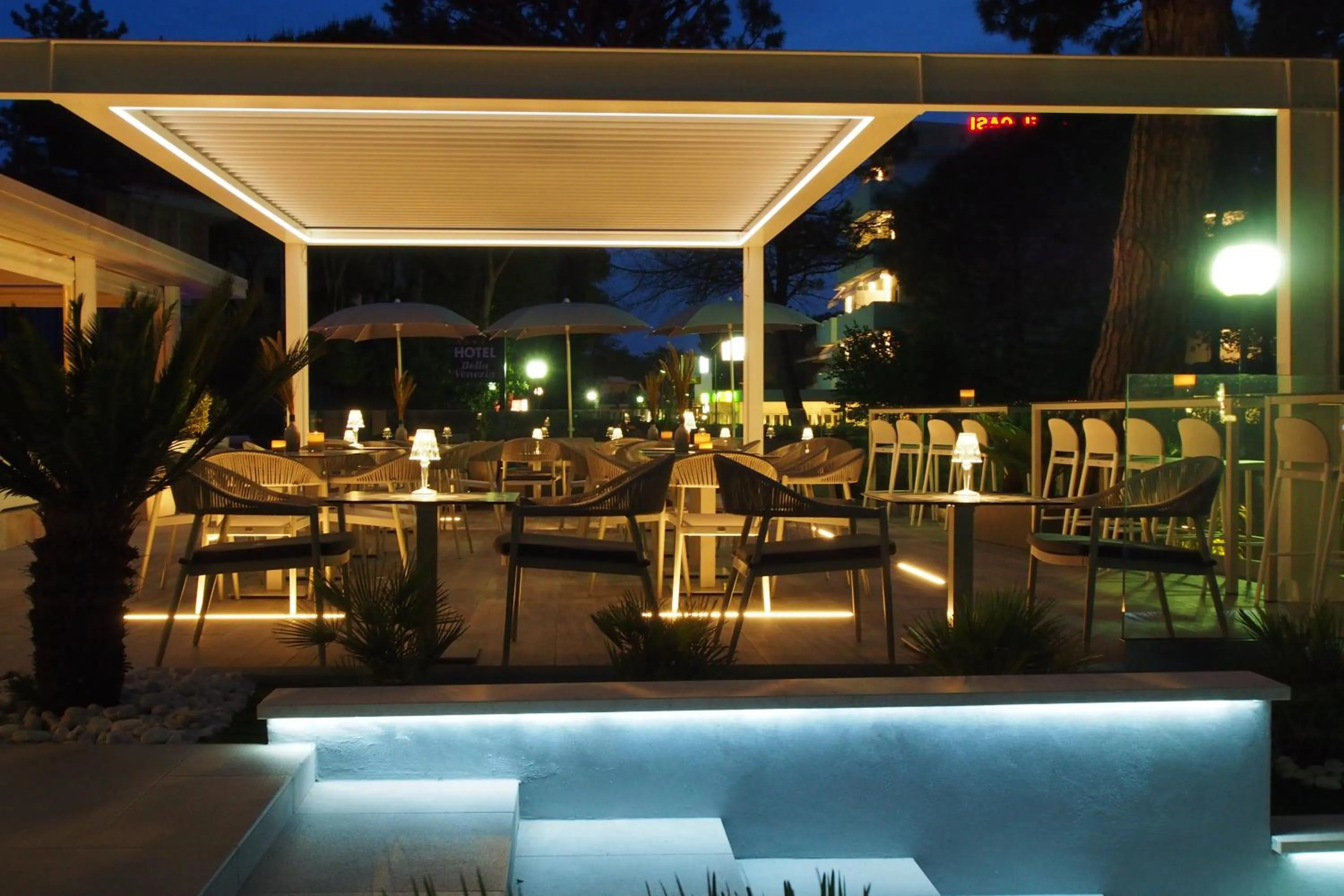 Night in Hotel Bella Venezia Mare