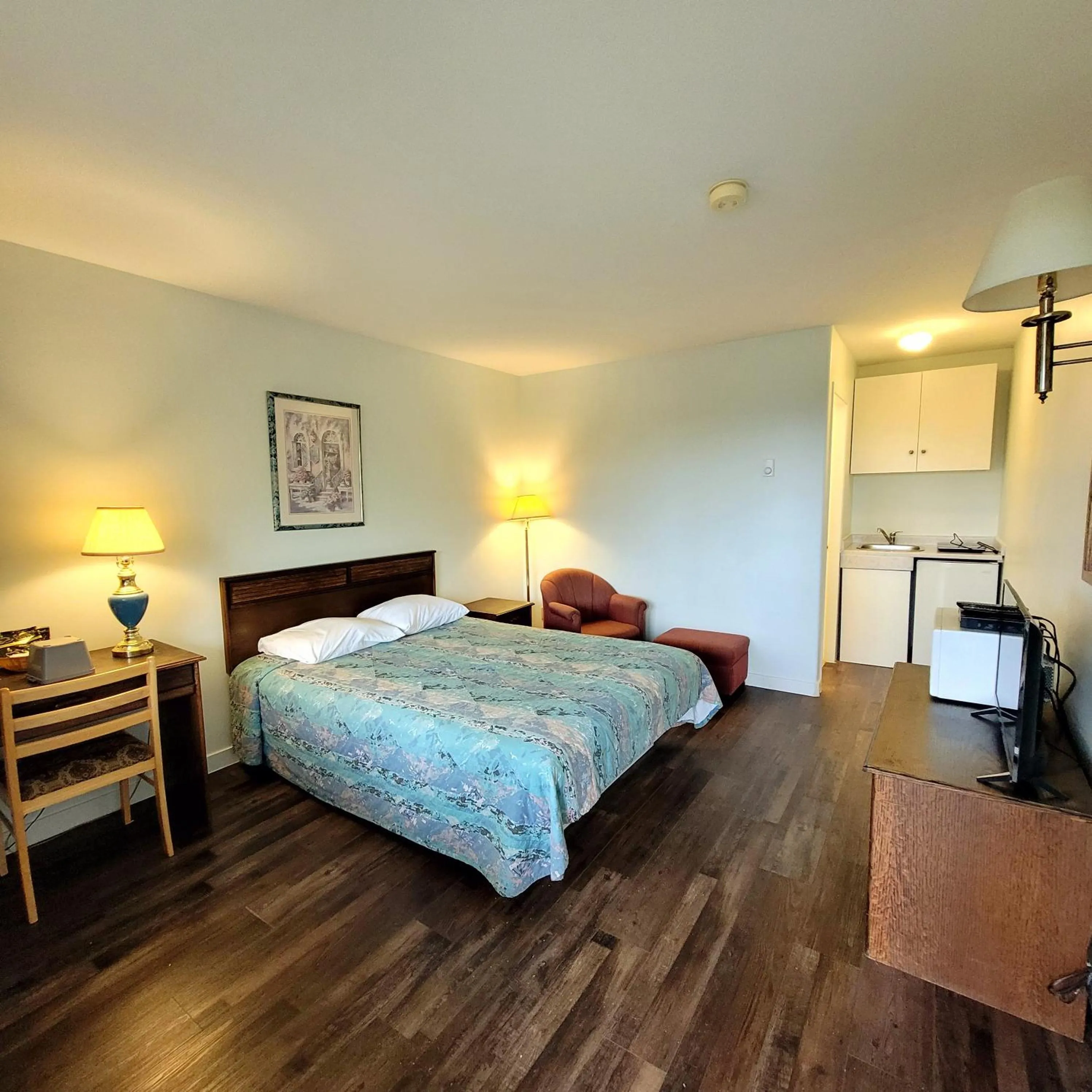 Bed in Ridgeview Motor Inn