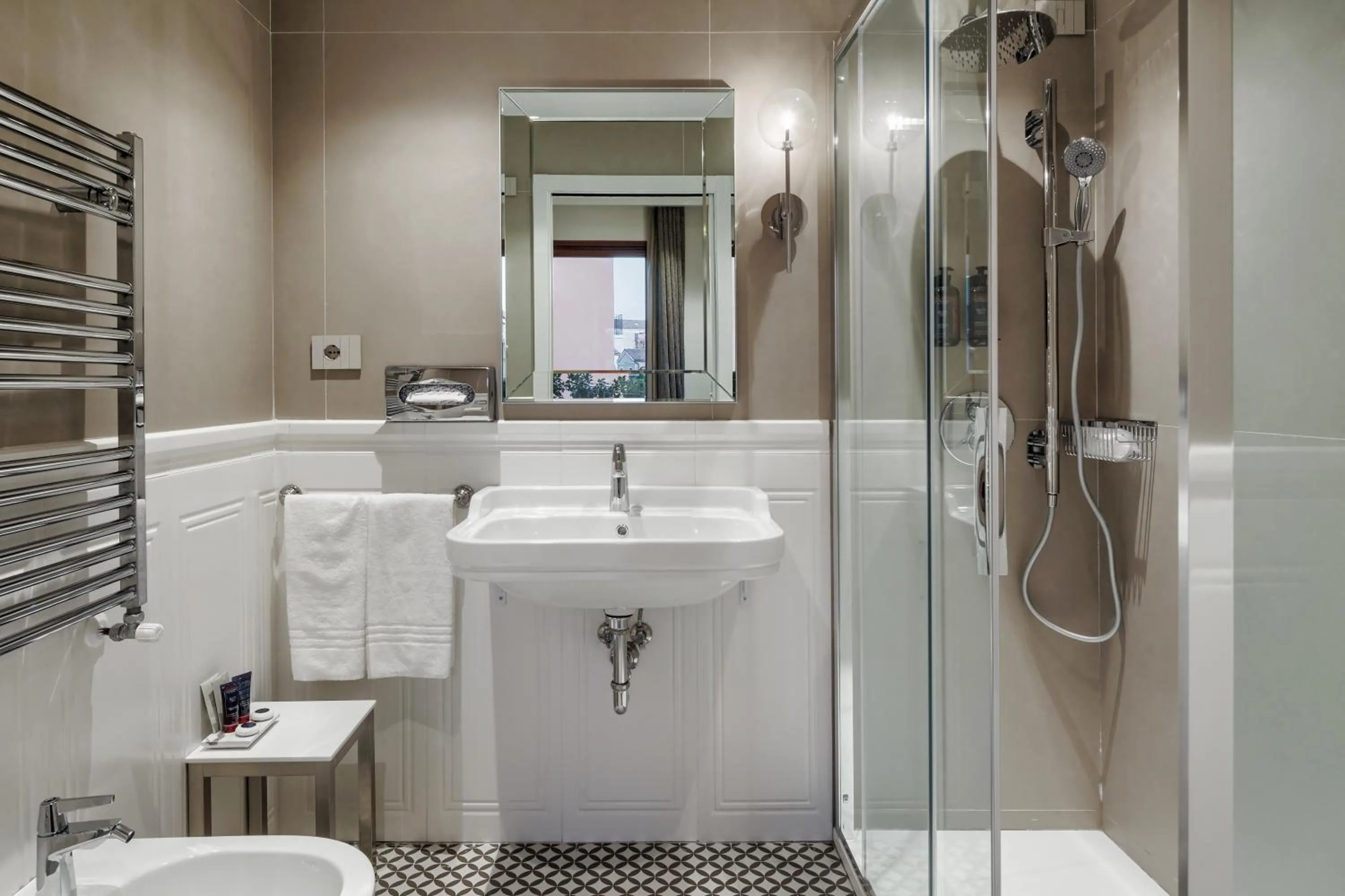 Bathroom in Hotel Arlecchino