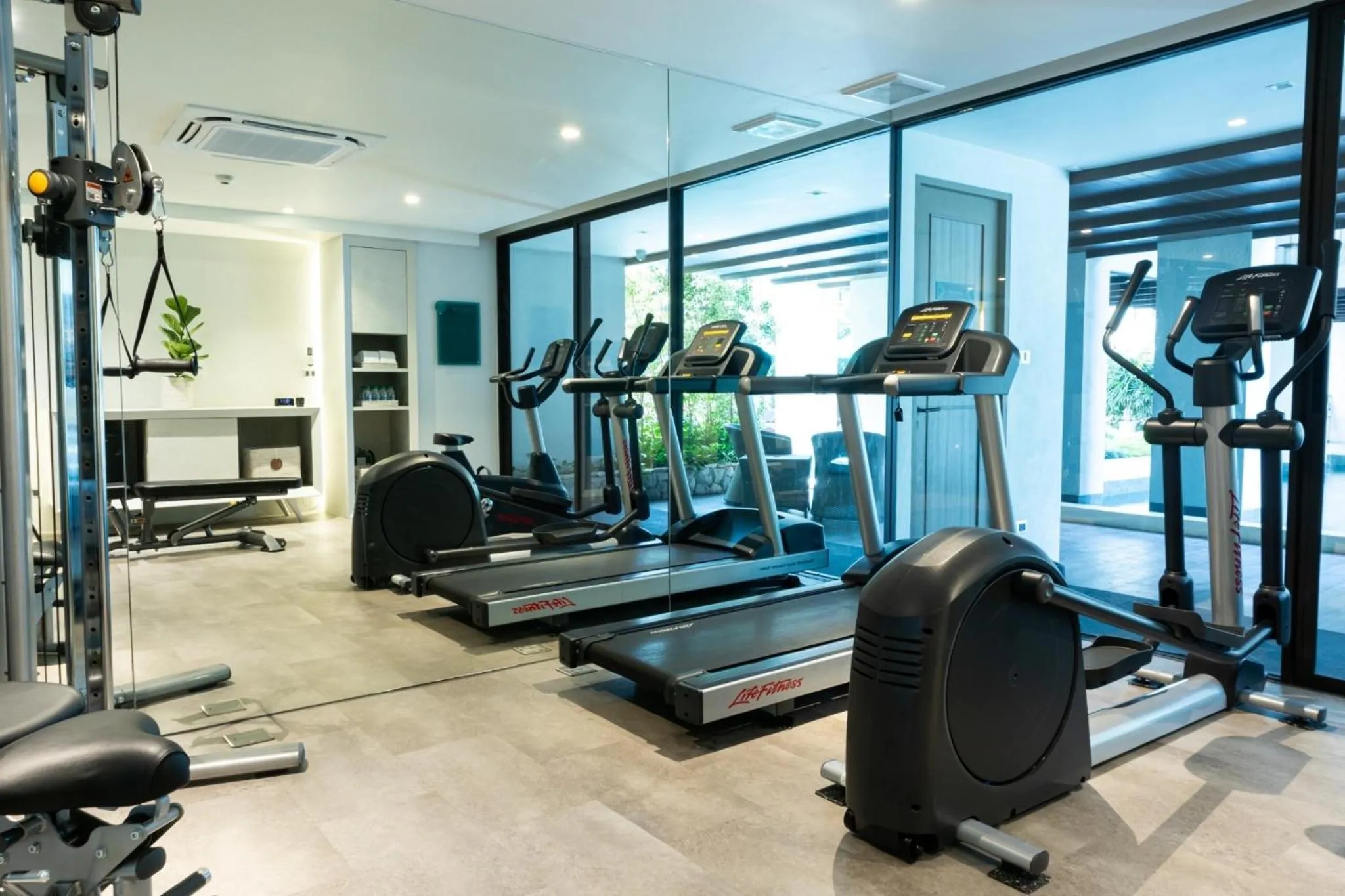Fitness centre/facilities in Maladee Rendezvous Hotel Chiang Mai