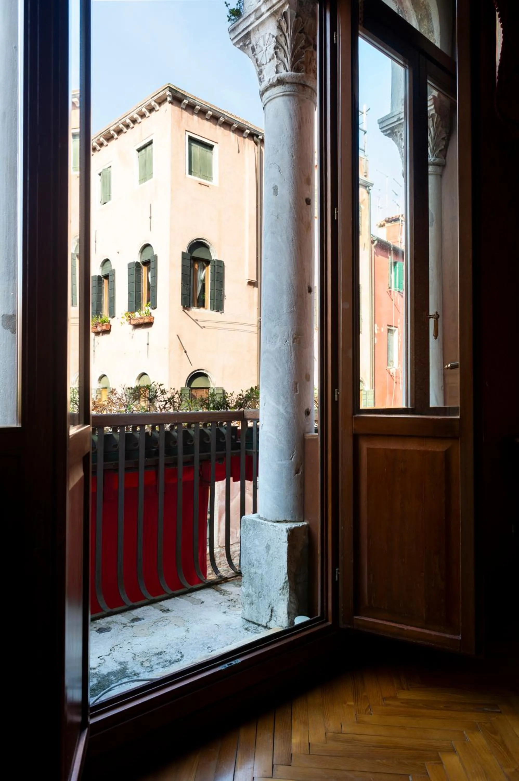 Balcony/Terrace in Hotel Antico Doge - a Member of Elizabeth Hotel Group