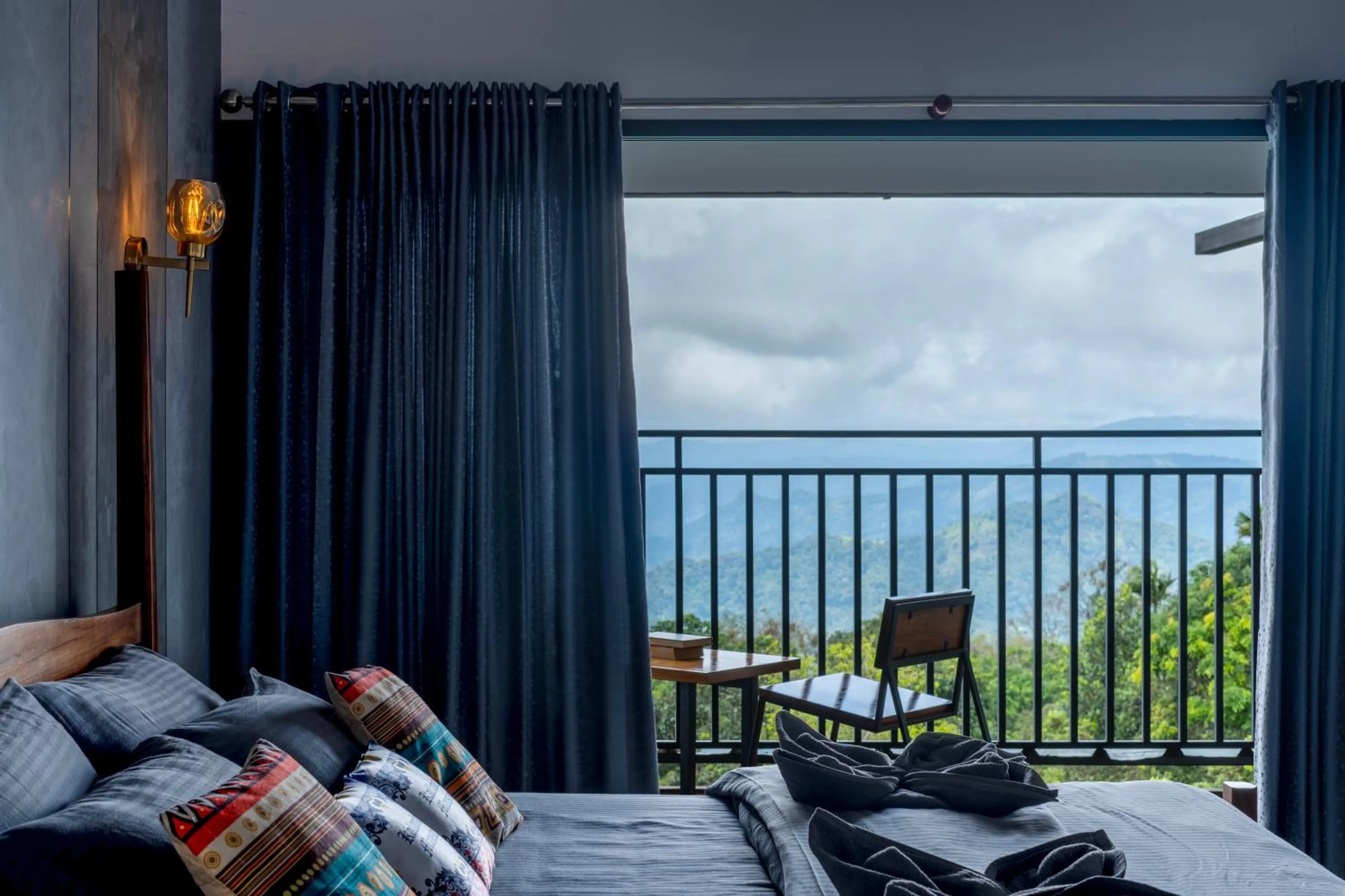 Balcony/Terrace, Bed in K Mansion