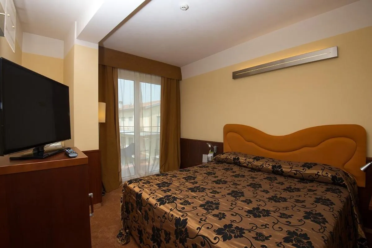 Bedroom, Bed in Color Hotel Style, Design & Gourmet