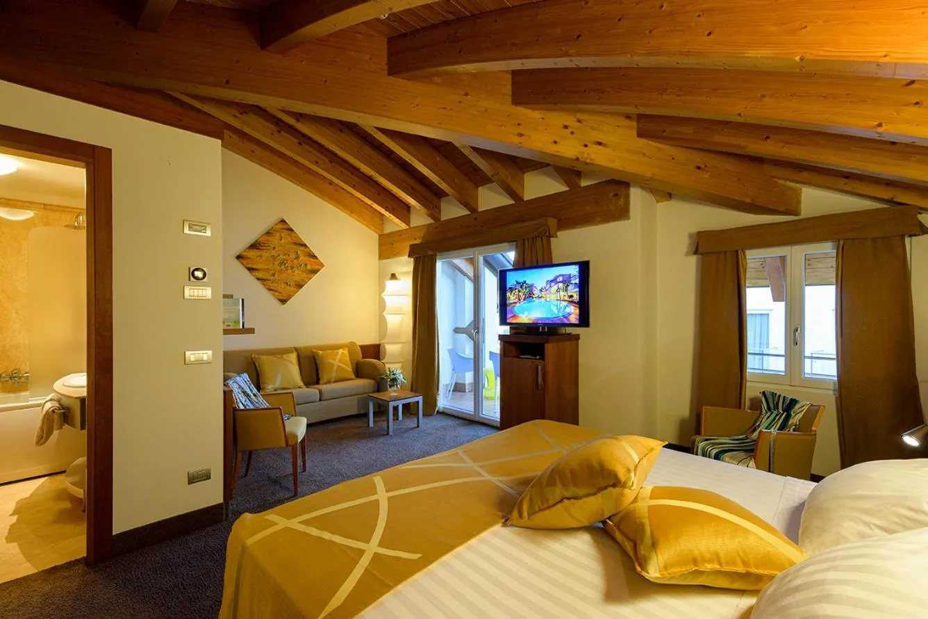 Bed in Color Hotel Style, Design & Gourmet