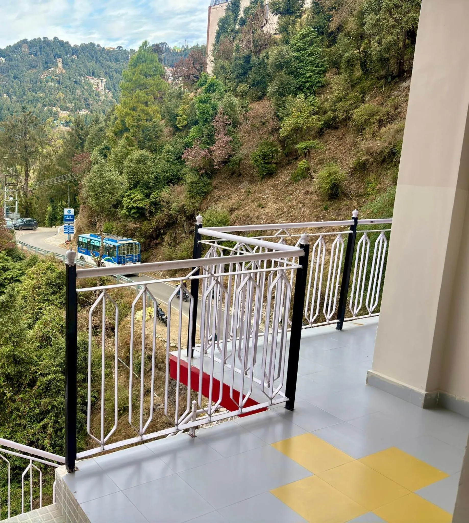 FORTUNE HEIGHTS HOMESTAY- Best Forest view & Peaceful surrounding