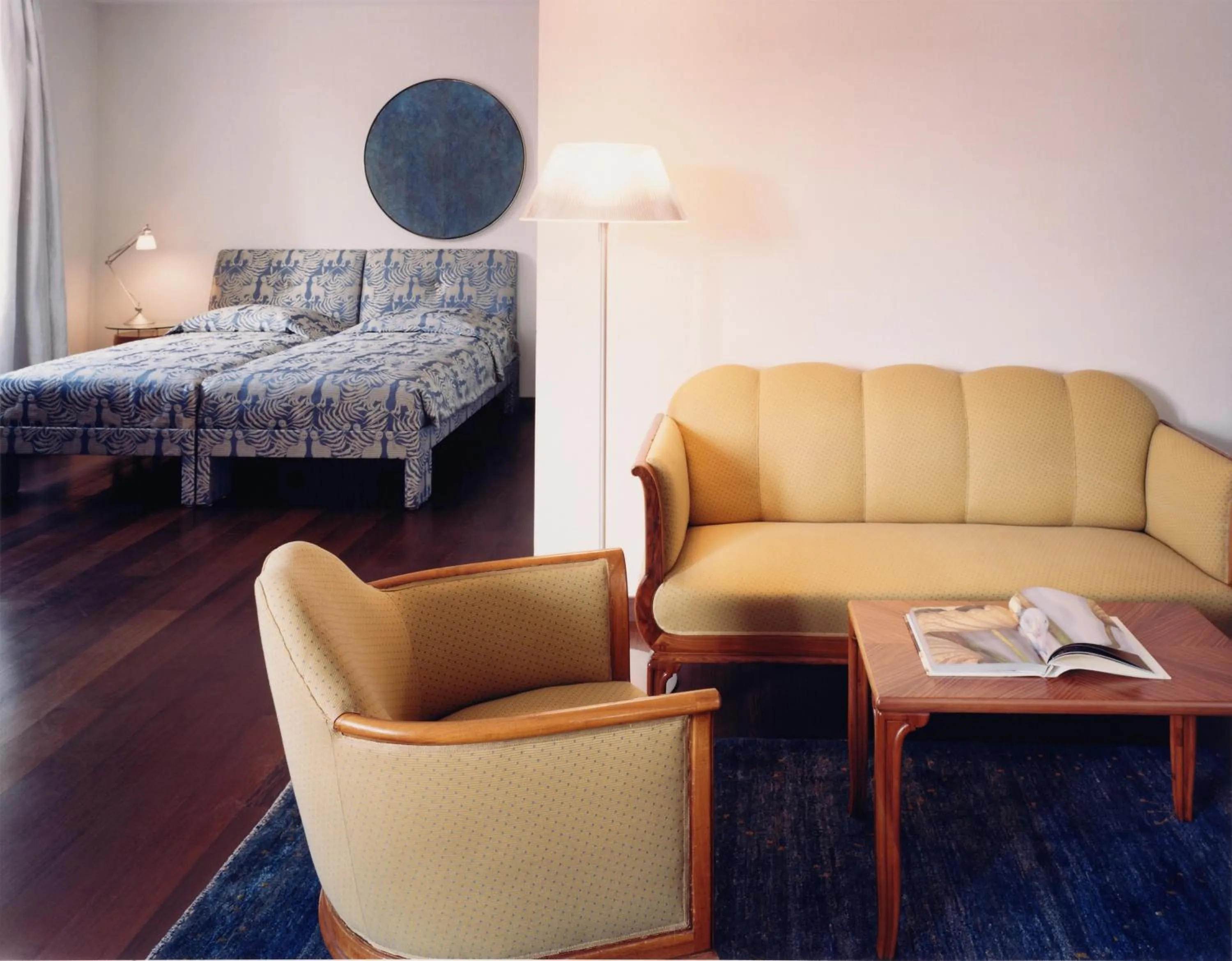 Seating area, Bed in Hotel Greif, a Member of Design Hotels