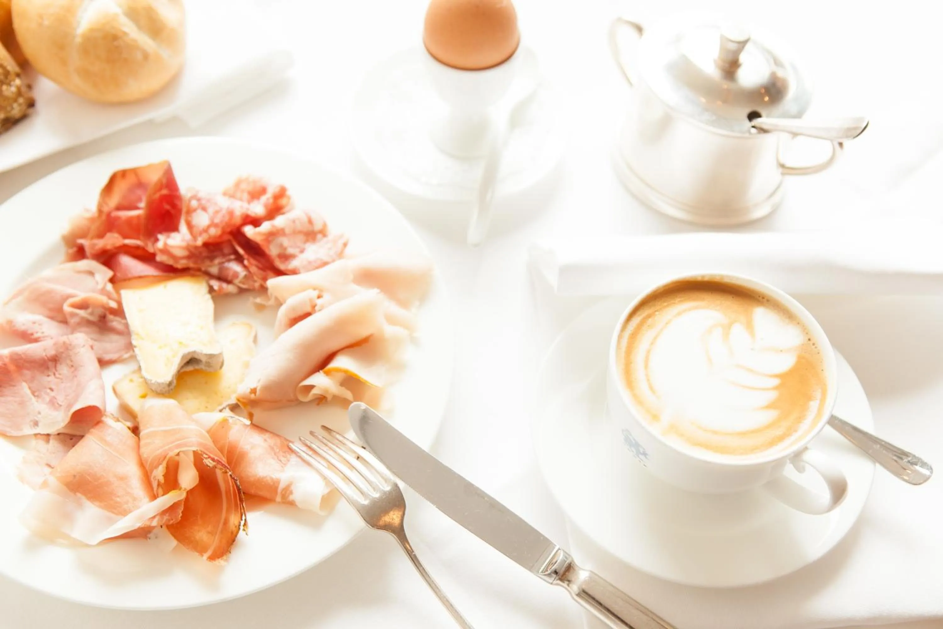 Restaurant/places to eat in Hotel Greif, a Member of Design Hotels