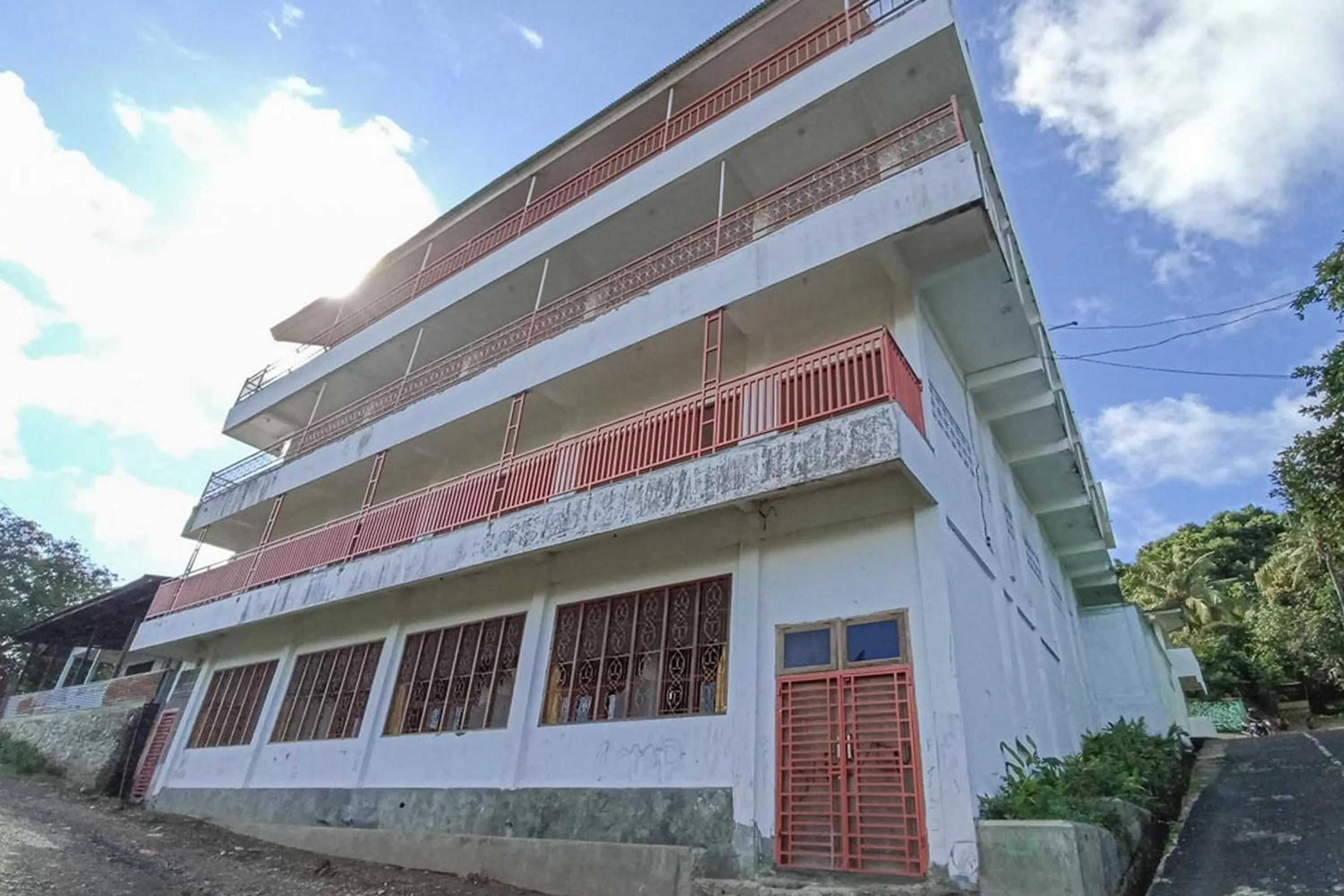 RedDoorz Syariah at Abemoch Kampkey