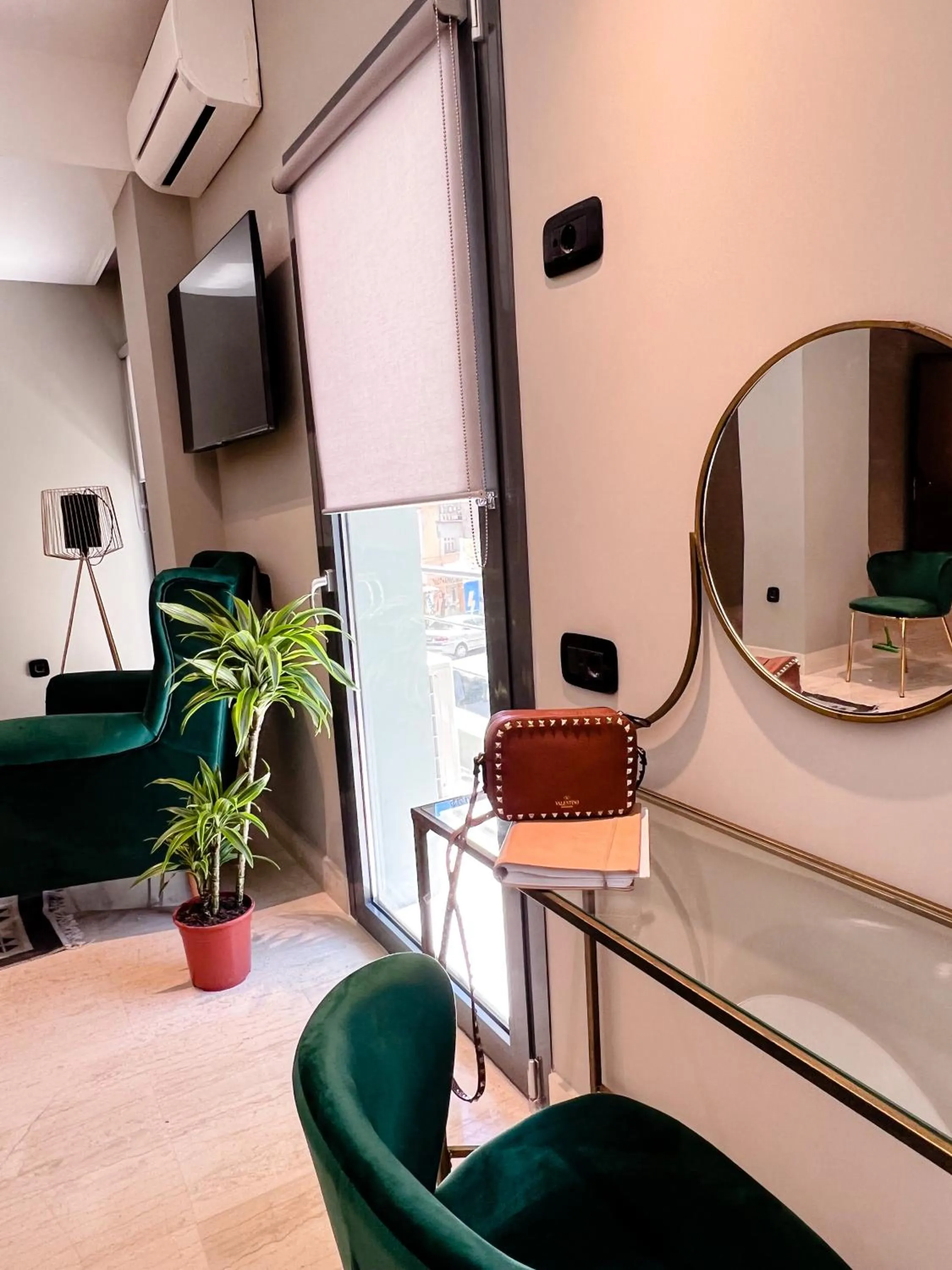 Decorative detail in Royalty Suites Psyrri