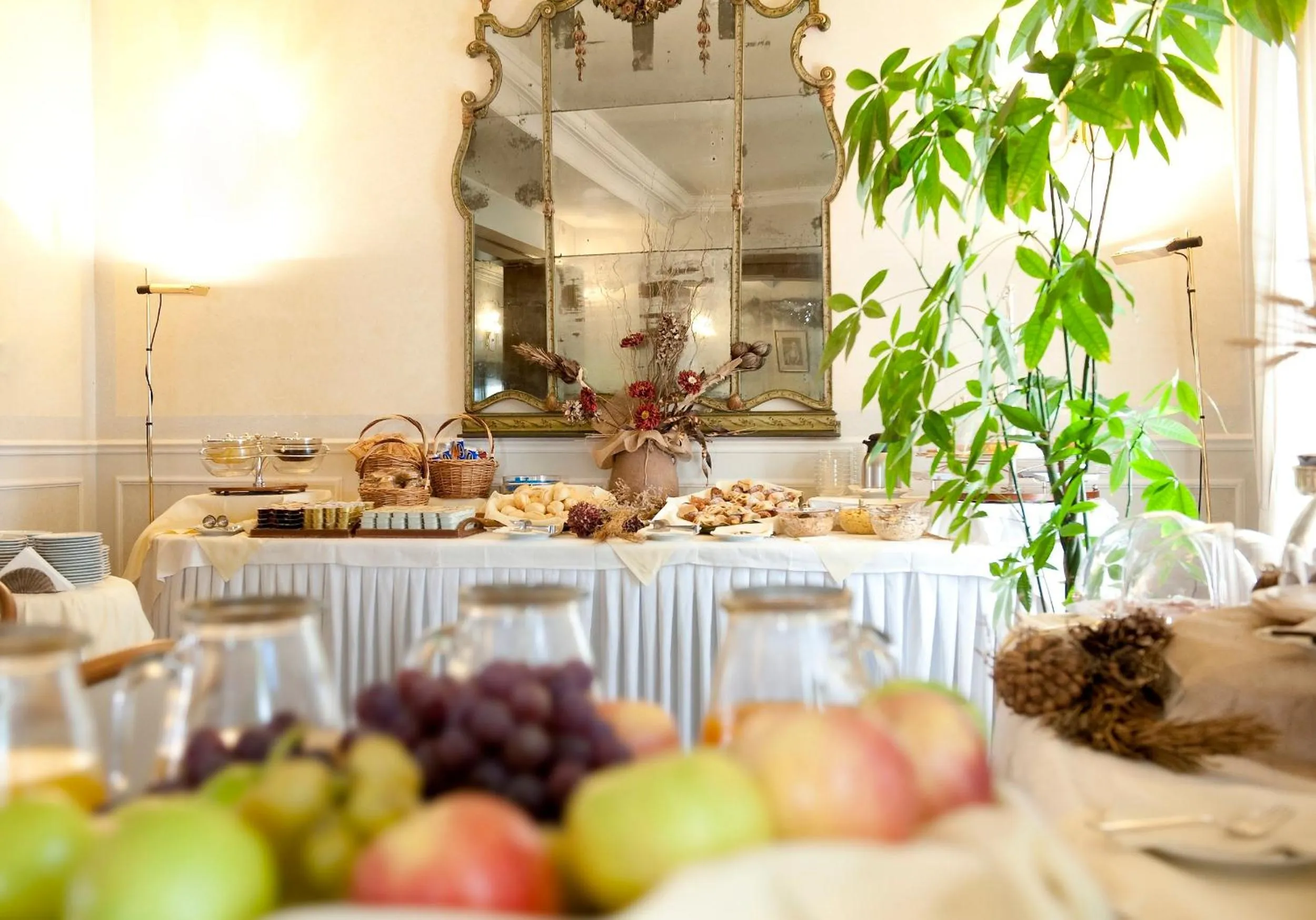 Food in Grand Hotel Bastiani