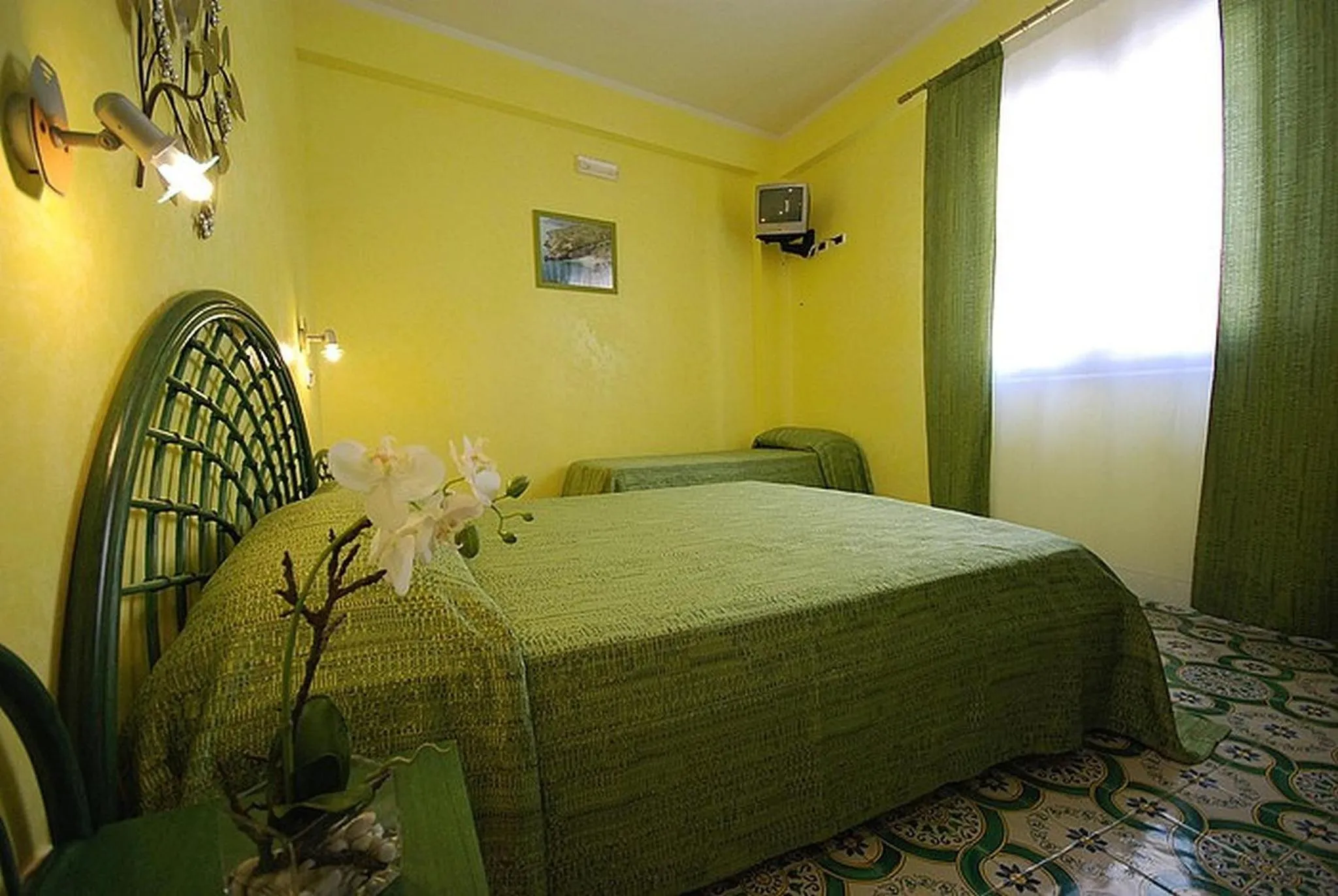 Photo of the whole room in Hotel Il Melograno