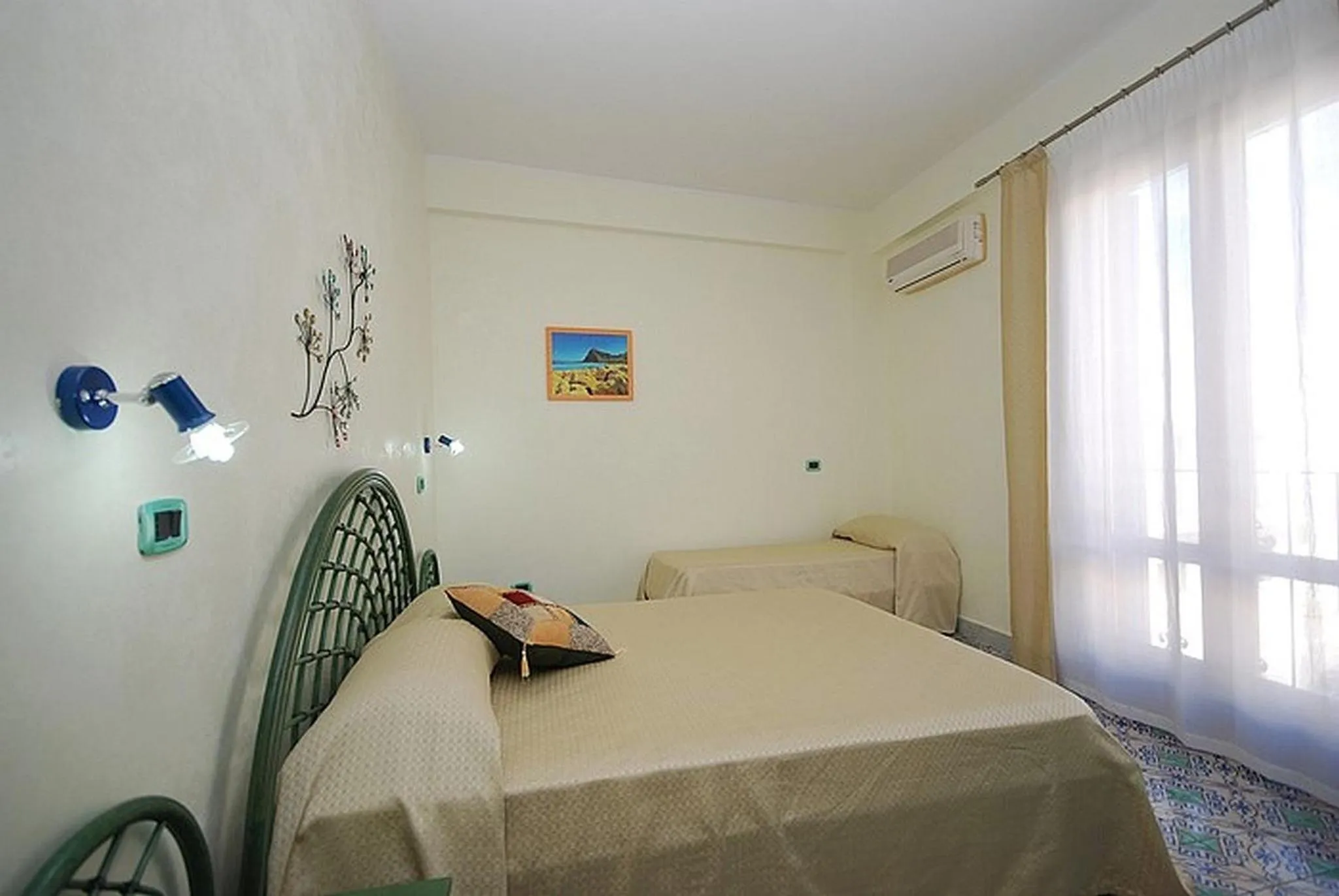 Photo of the whole room in Hotel Il Melograno