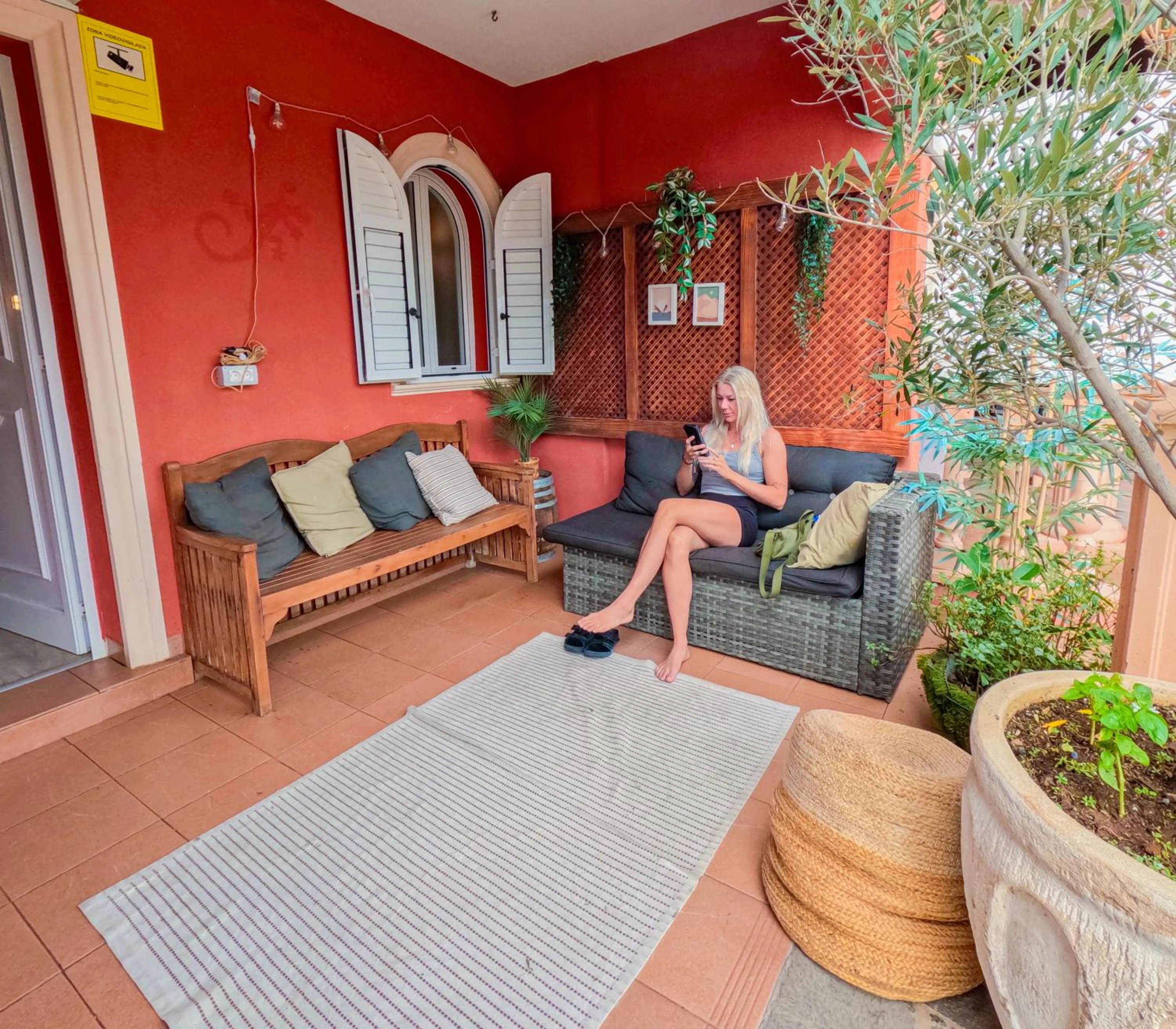 Garden view in Duque Nest Hostel