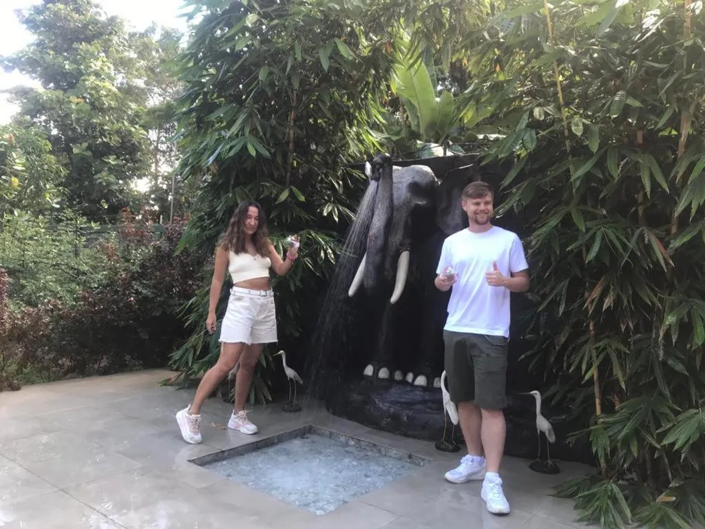 Sigiriya Cashew Palace Resort