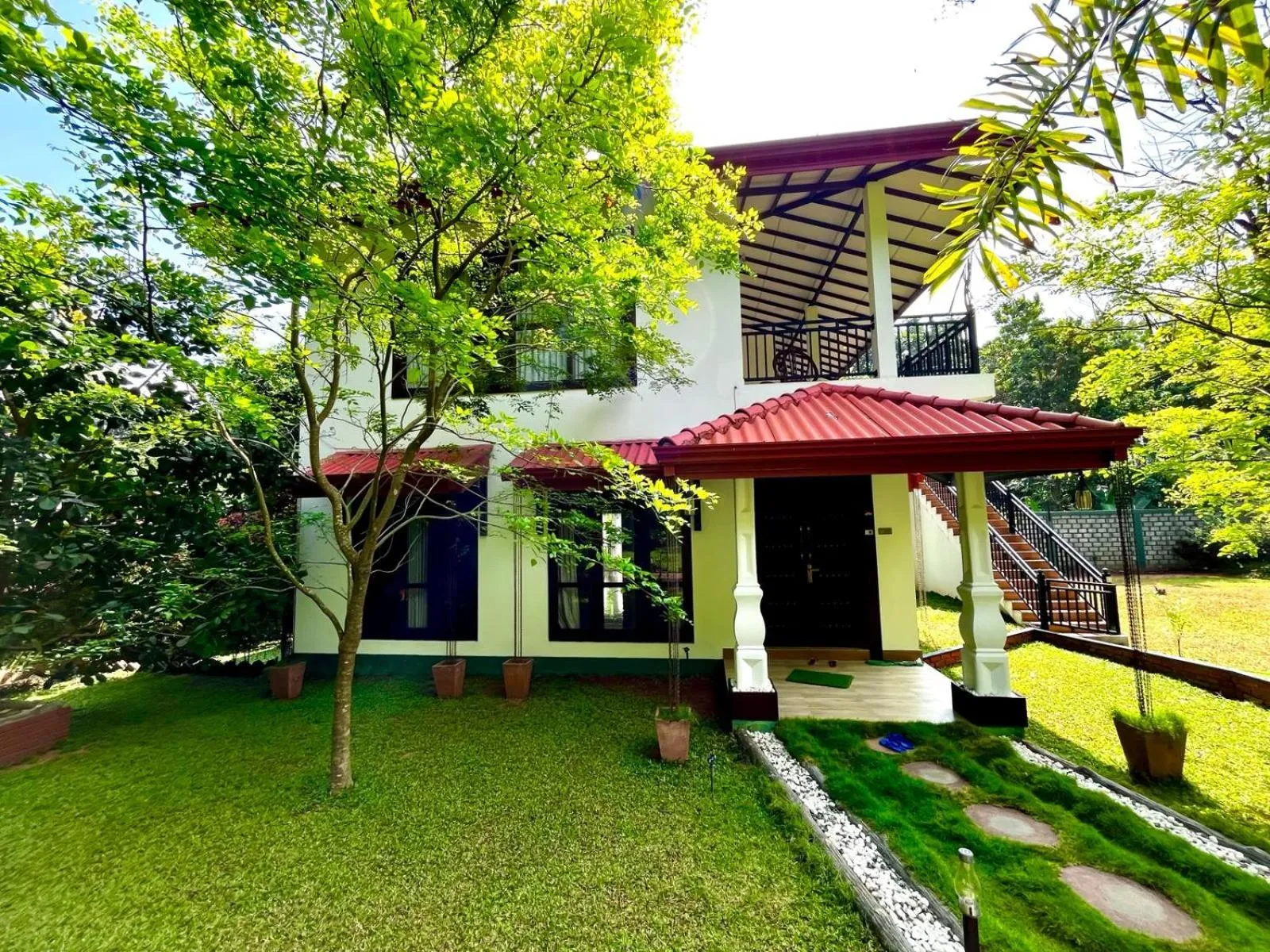 Sigiriya Cashew Palace Resort