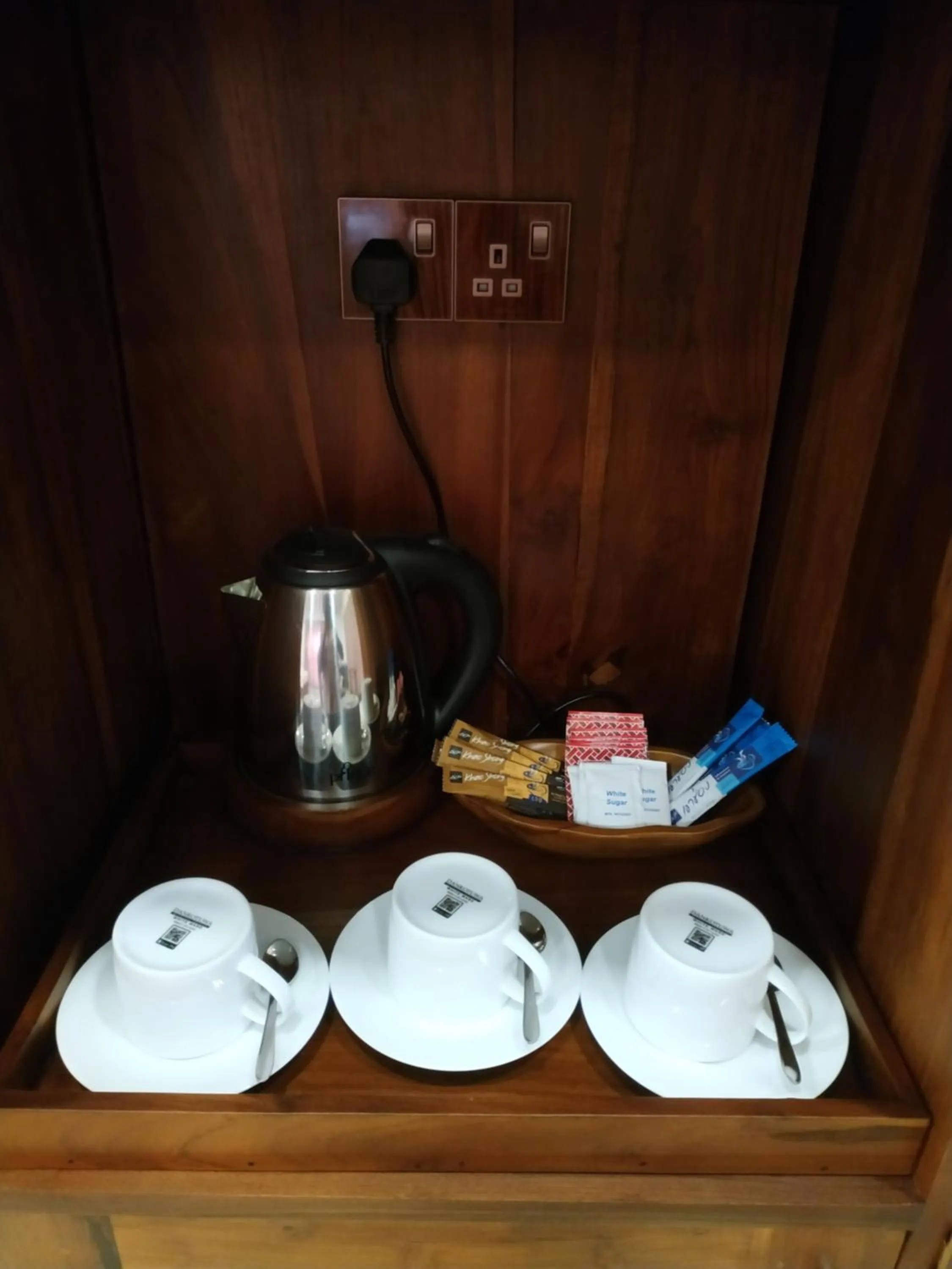 Sigiriya Cashew Palace Resort