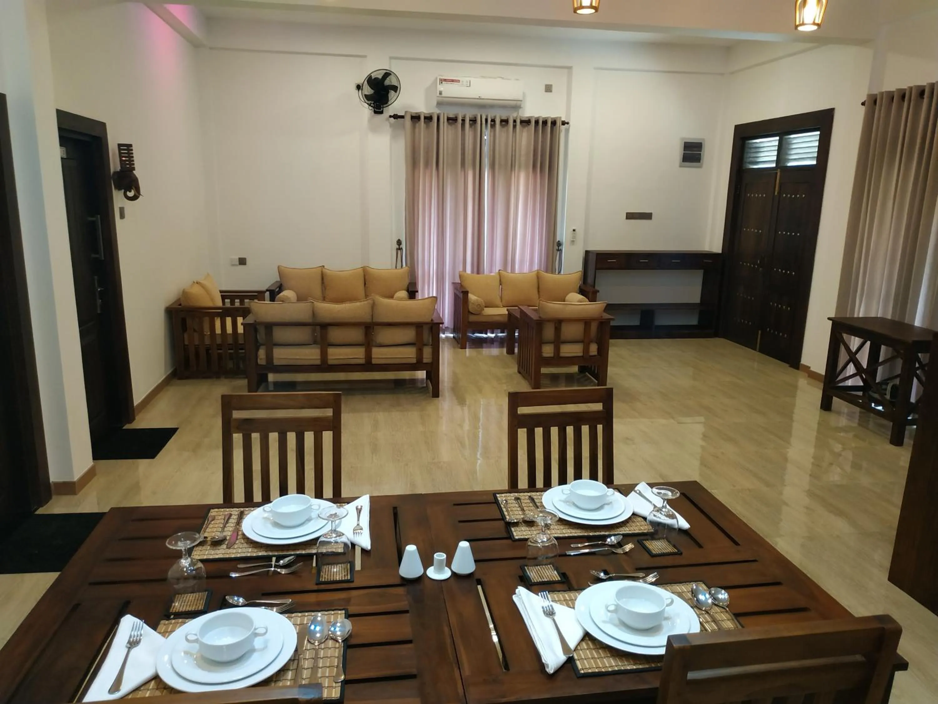Dining area in Sigiriya Cashew Palace Resort
