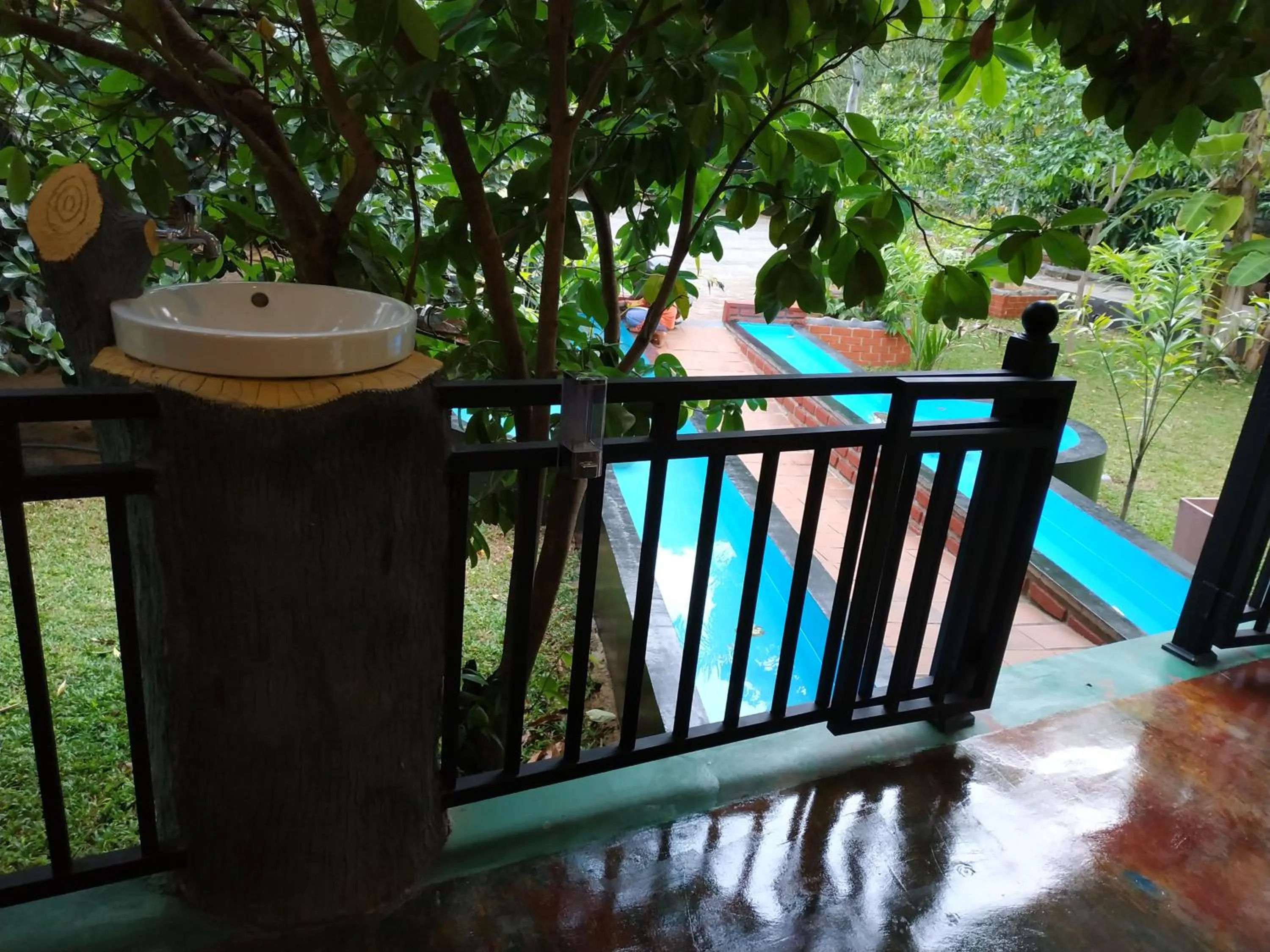 Sigiriya Cashew Palace Resort
