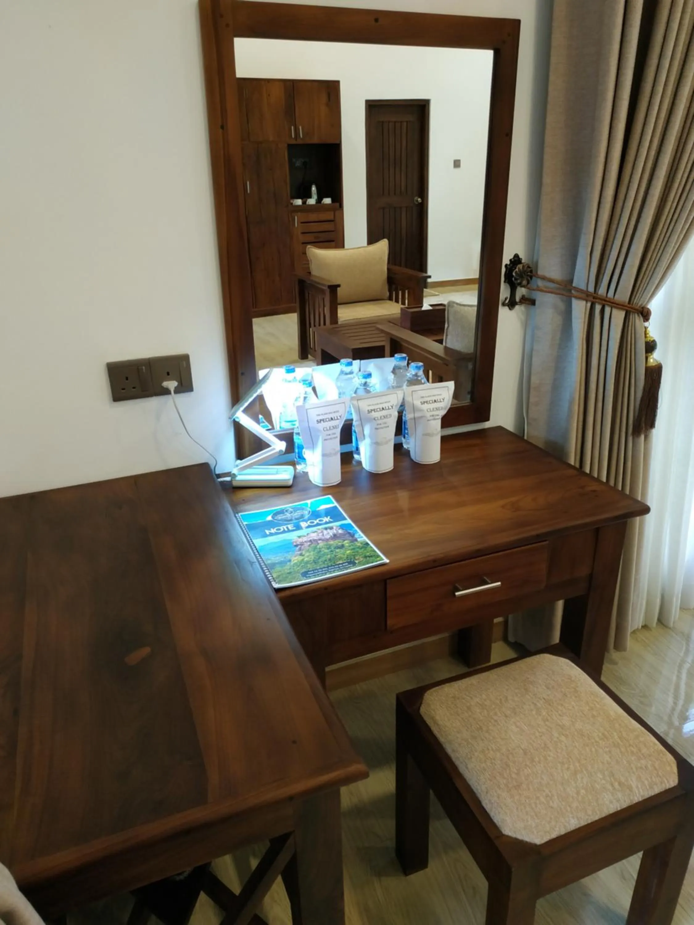 Bedroom in Sigiriya Cashew Palace Resort