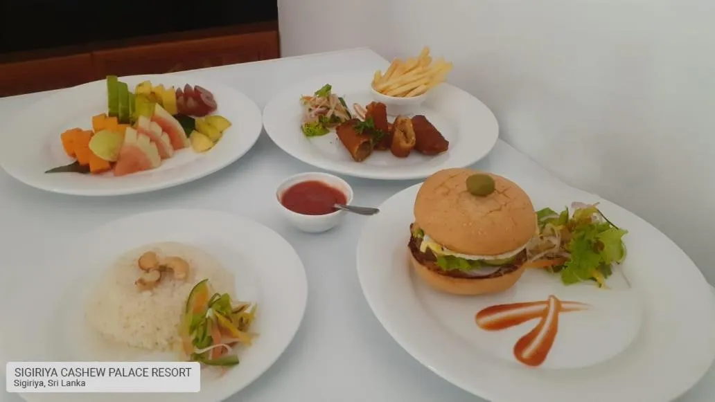 Food and drinks in Sigiriya Cashew Palace Resort