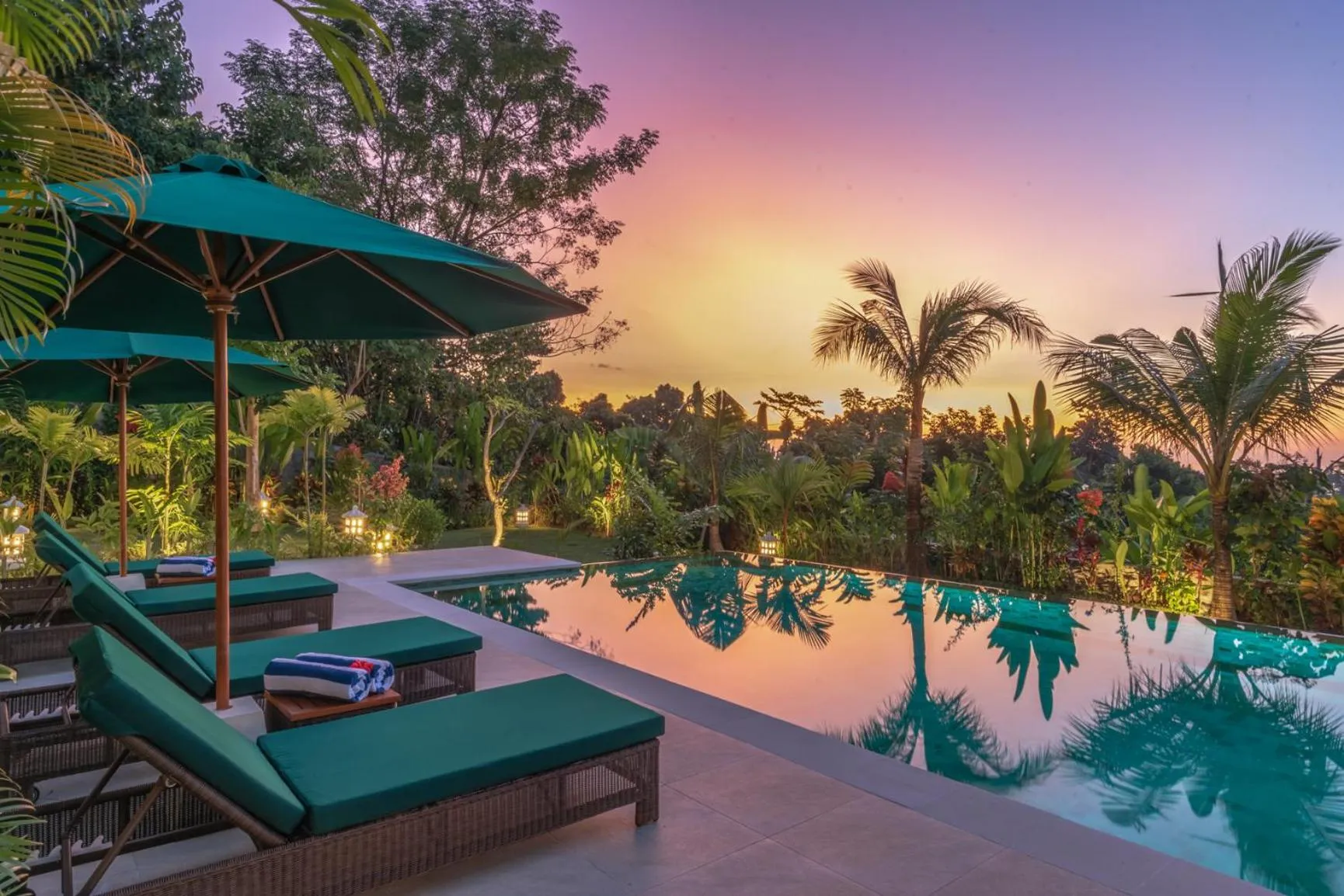 Swimming pool in Villa Mata Hari