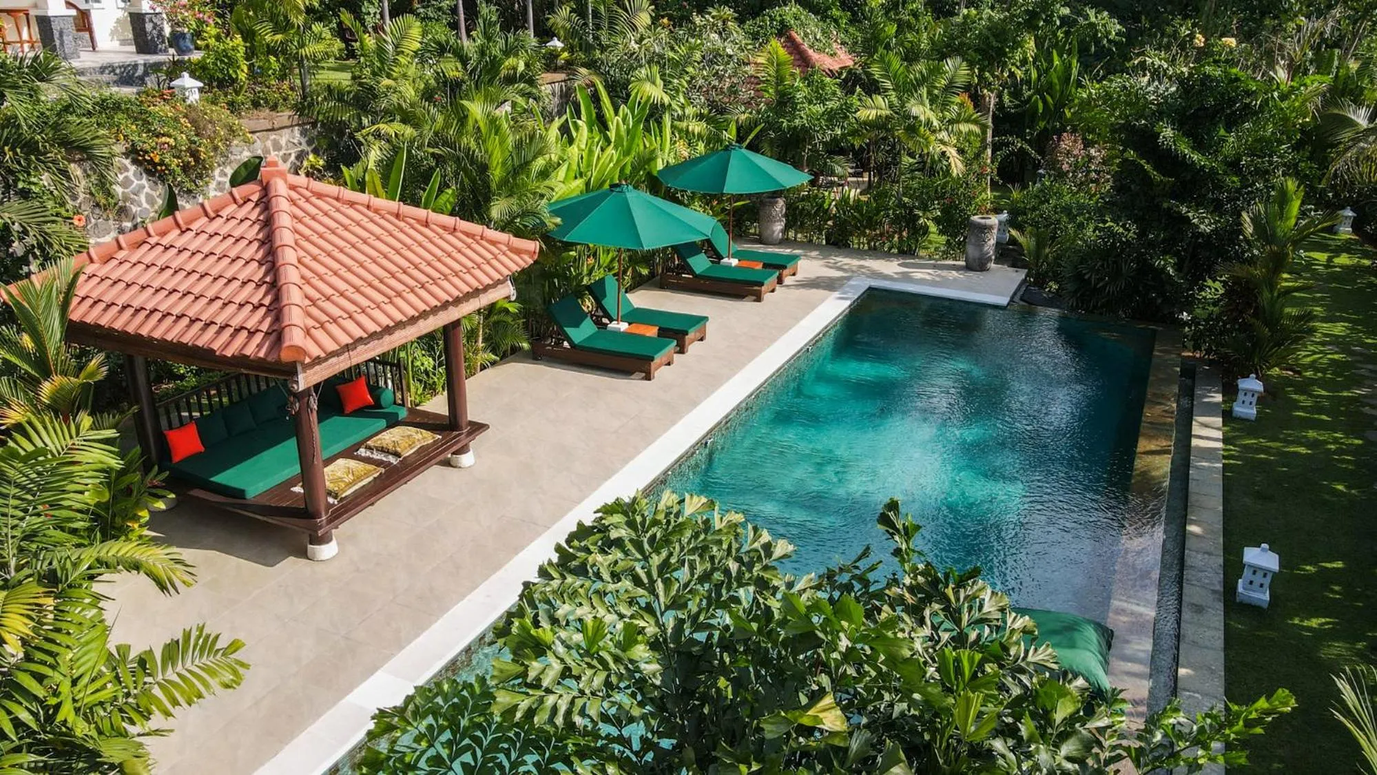 Swimming pool in Villa Mata Hari