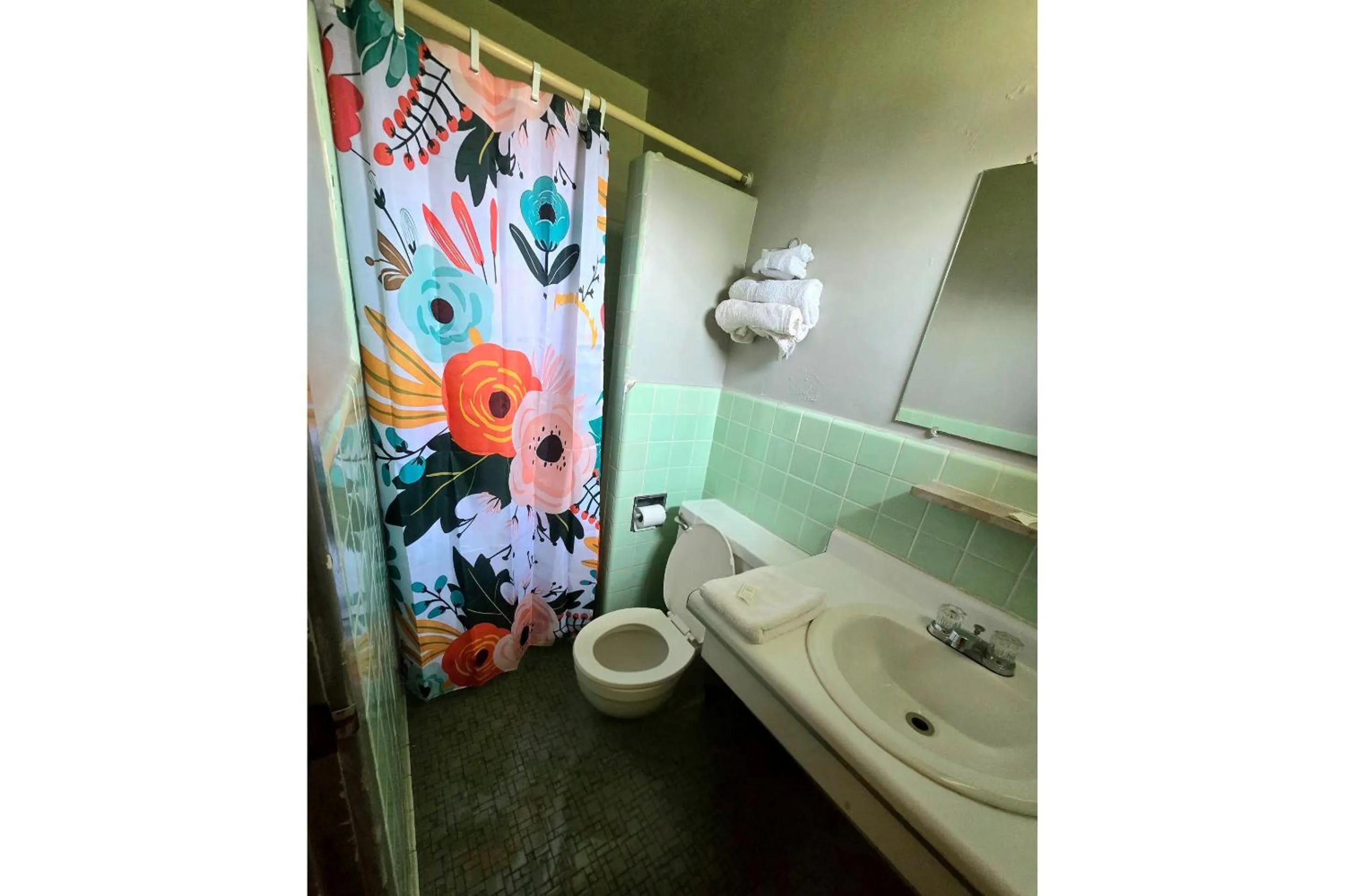 Bathroom in OYO Sandman Inn